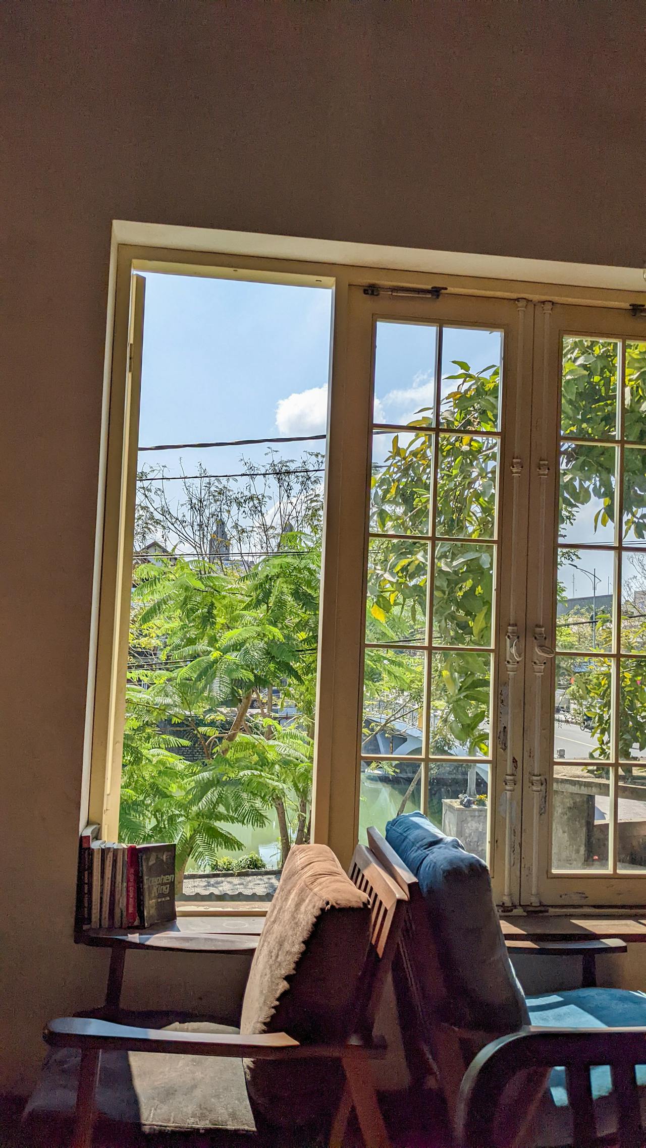 Thế hệ thứ hai và thứ ba – Truyền tải ký ức Holocaust qua di truyền và văn hóa