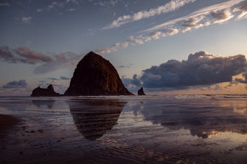 Δωρεάν στοκ φωτογραφιών με rock, skyscape, άμμος Φωτογραφία από στοκ φωτογραφιών