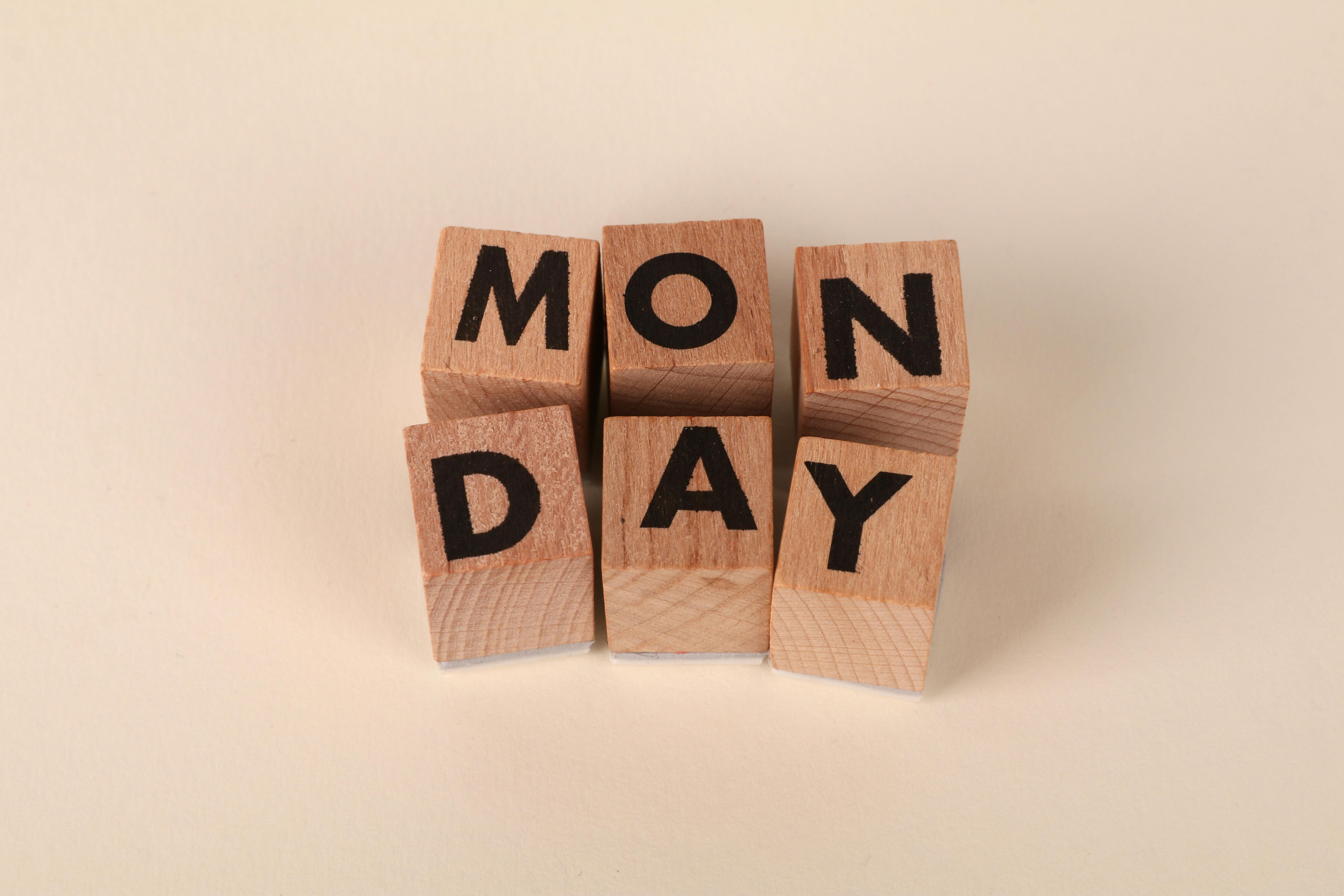 attention is split between tools, tabs, and reminders calendar block focus block work session lifestyle photo 2