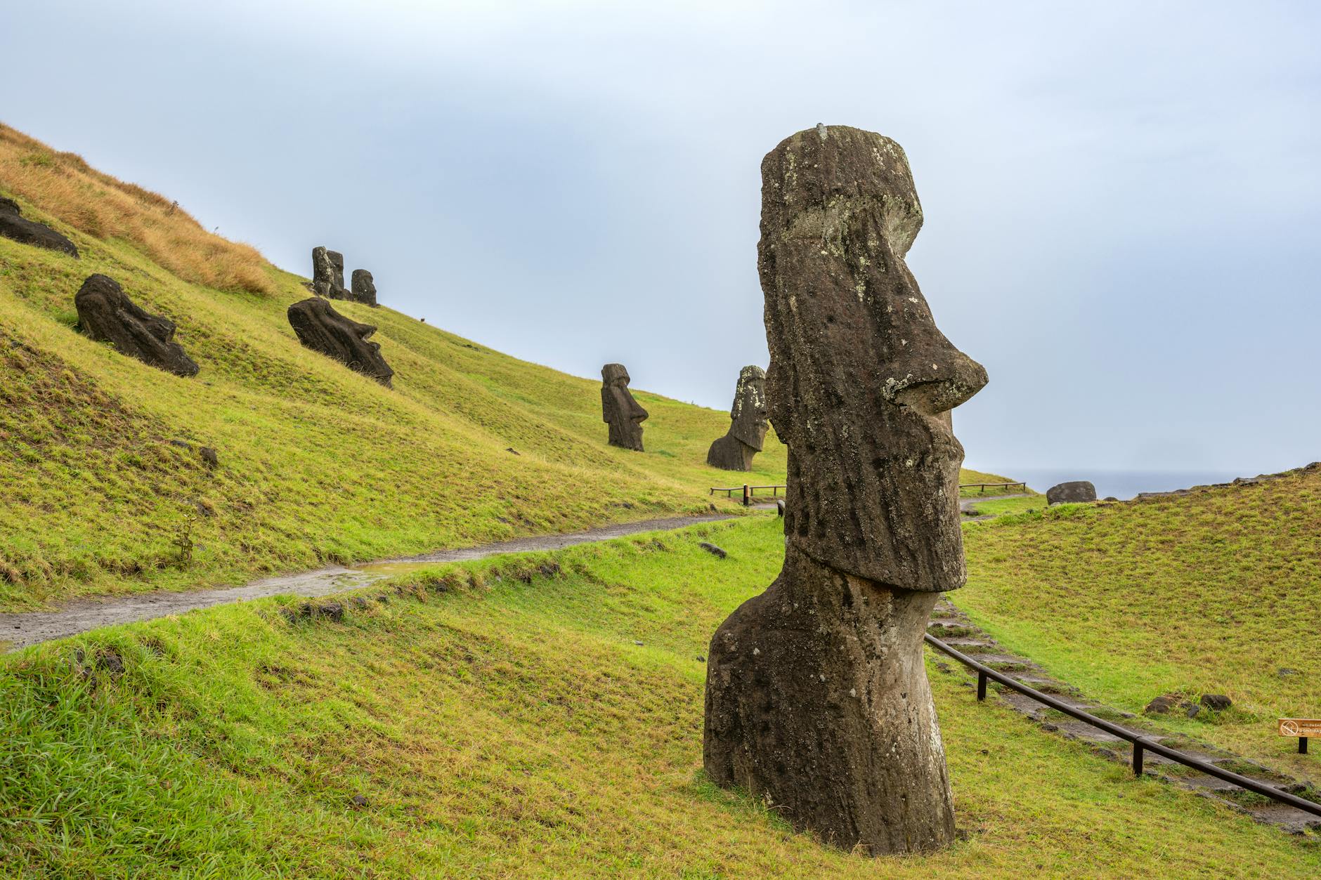 Popular sights in Easter Island Landmarks in Easter Island
