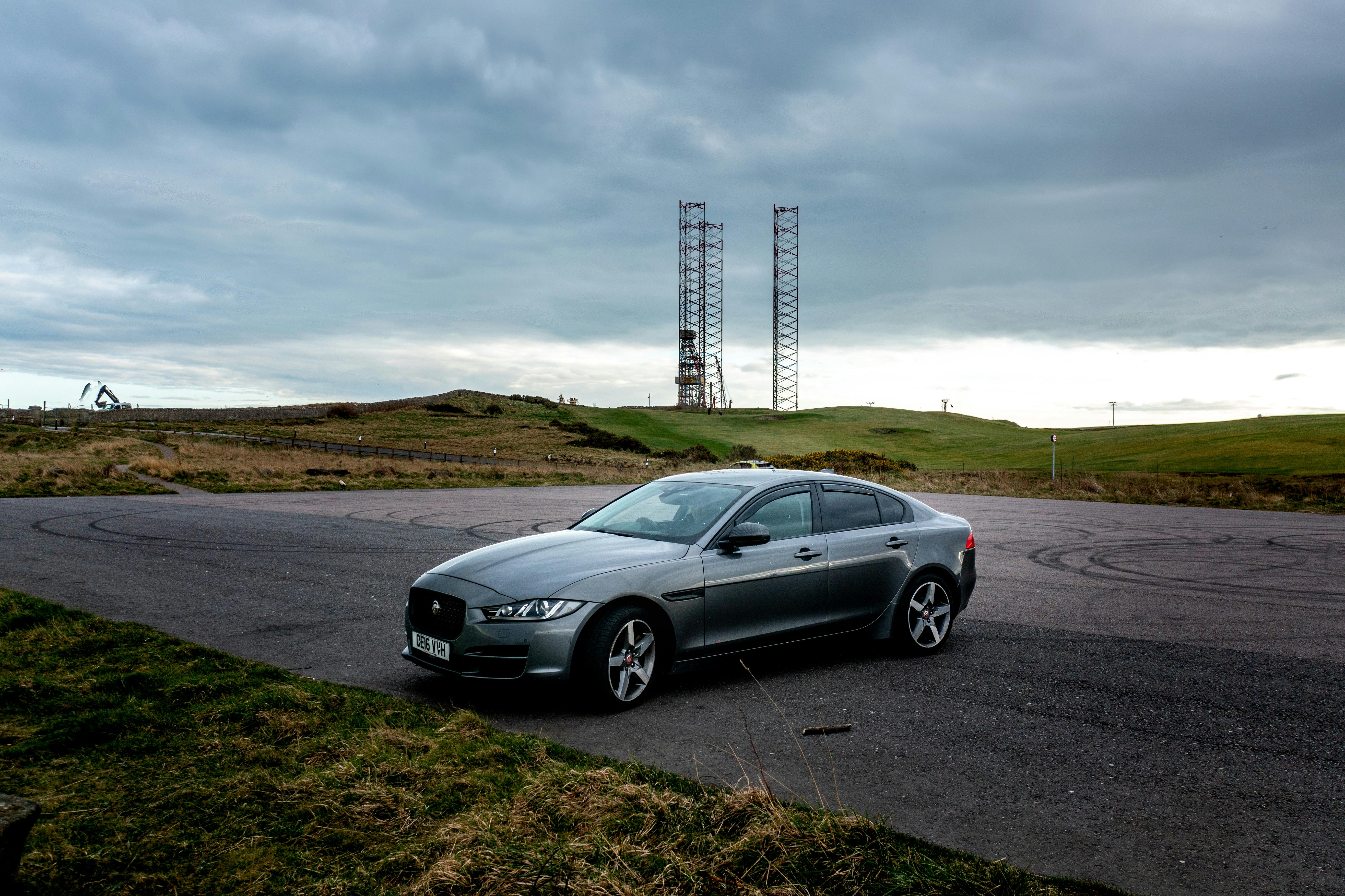 top gear reviews — Photo by Andy  Fotheringham on Pexels