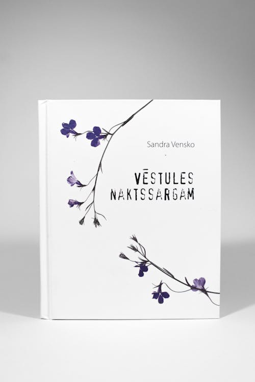 Vestules Naktssargam Book
