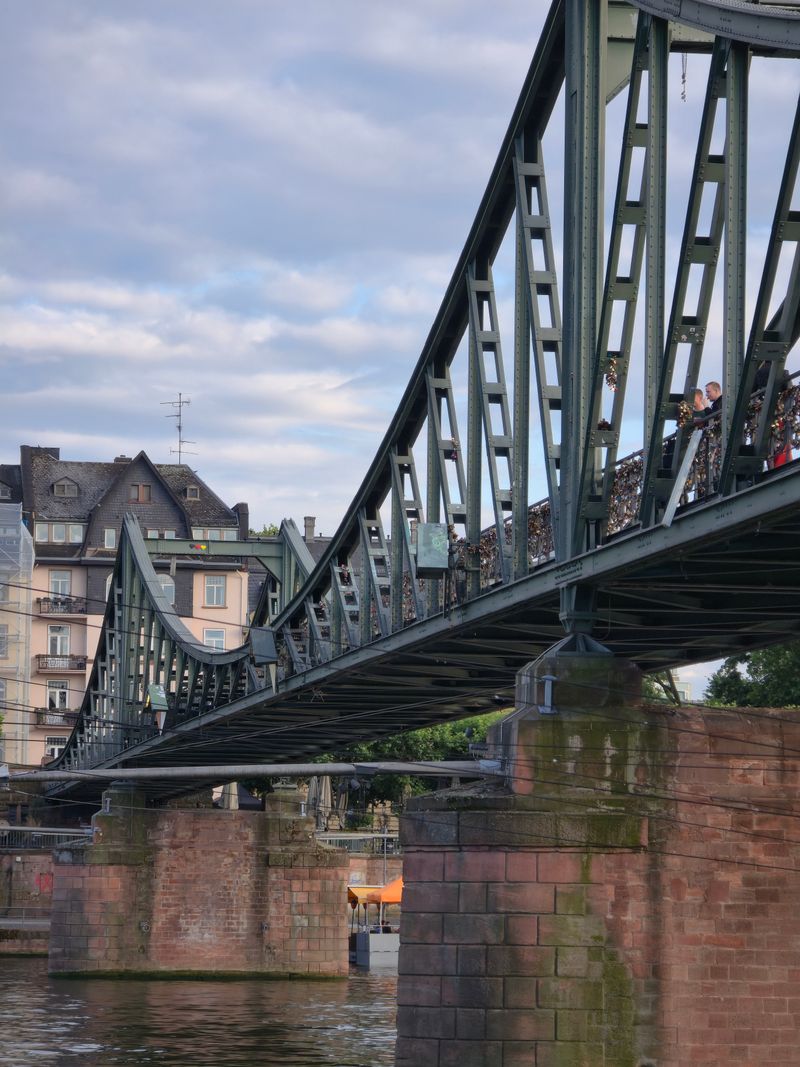 Eiserner Steg pedestrian bridge in Frankfurt over the river Main