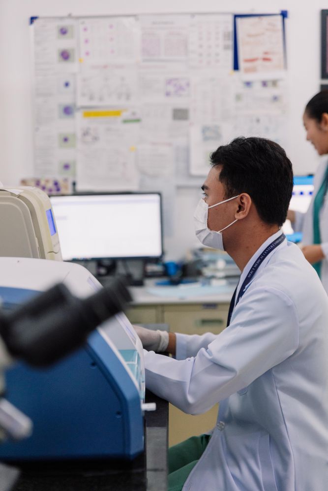 Asian Lab Photos, Download The BEST Free Asian Lab Stock Photos & HD Images