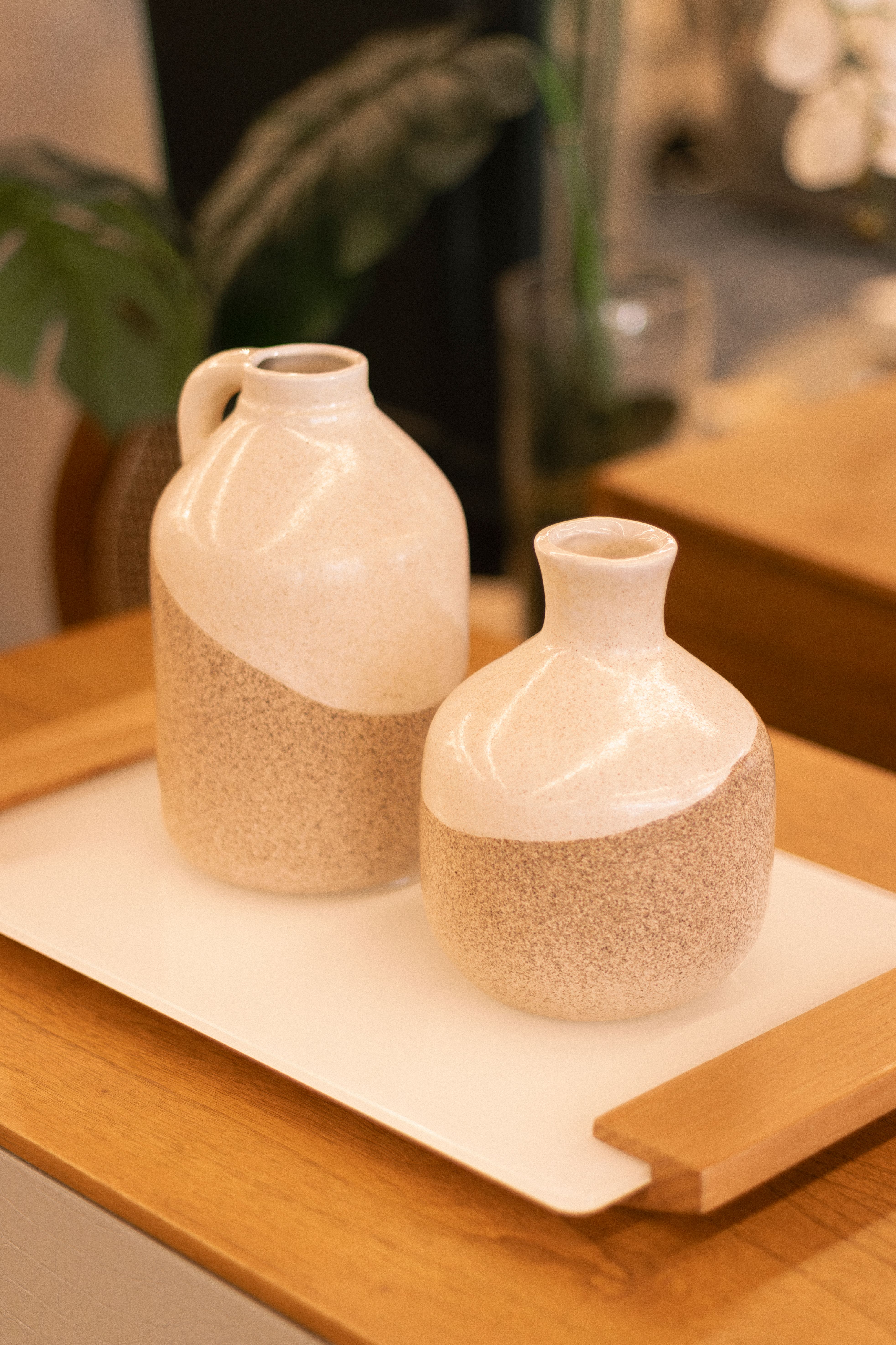 Ceramic Minimalist Vase With Grapes Reference: Minimalist Ceramic Vases On Wooden Tray