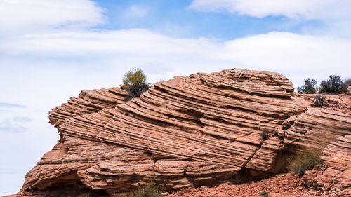 Free A striking photo of a layered rock formation in Page, Arizona, showcasing natural erosion patterns. Stock Photo