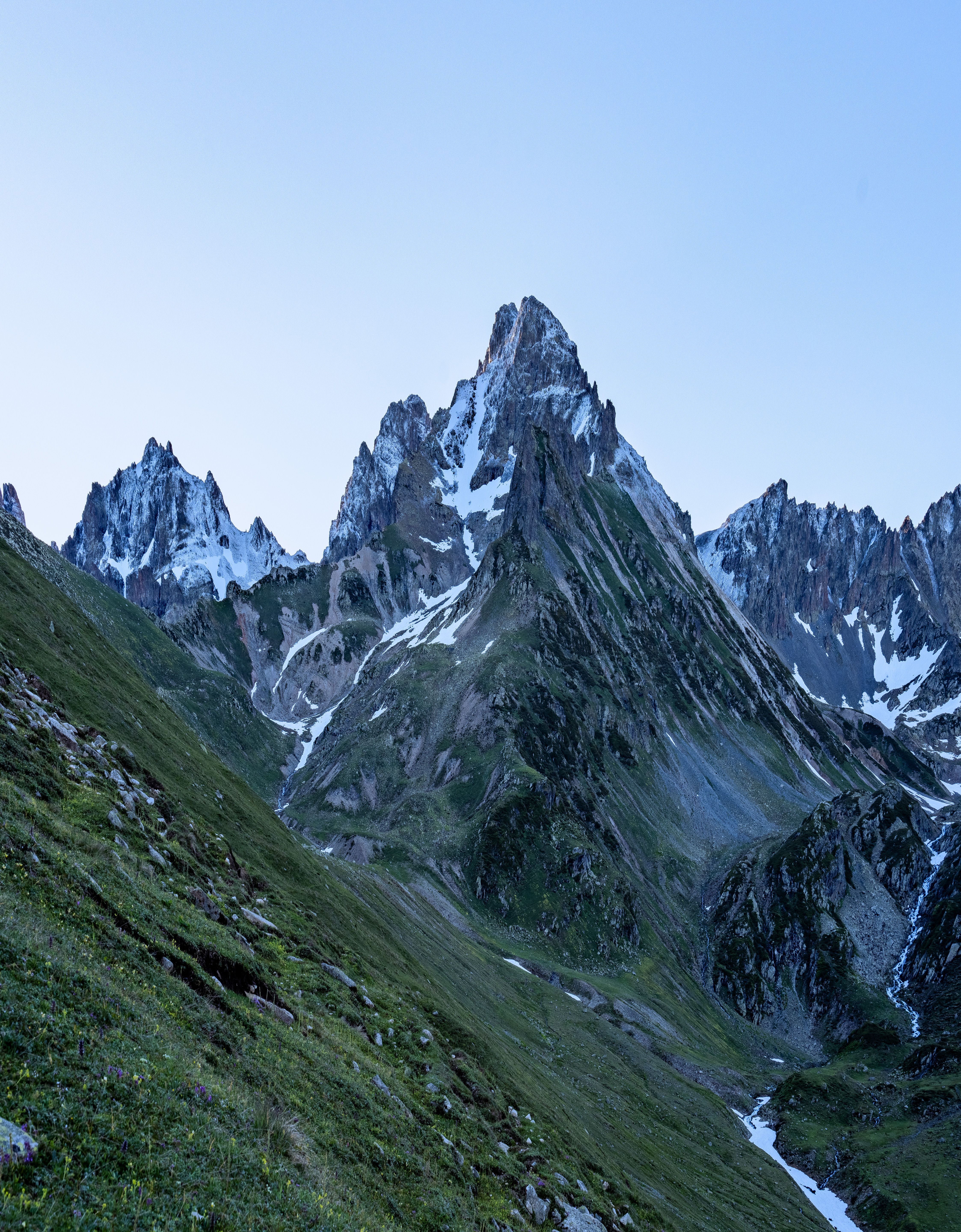 Breathtaking view of the rugged Kaçkar Mountains in Rize, Türkiye, captured at dusk.
