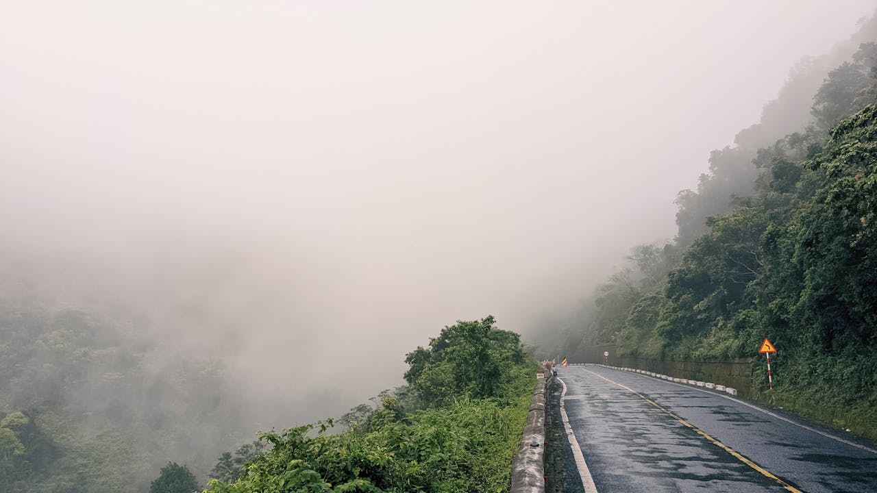 Viết bài văn nghị luận về việc lạm dụng trí tuệ nhân tạo đối với học sinh