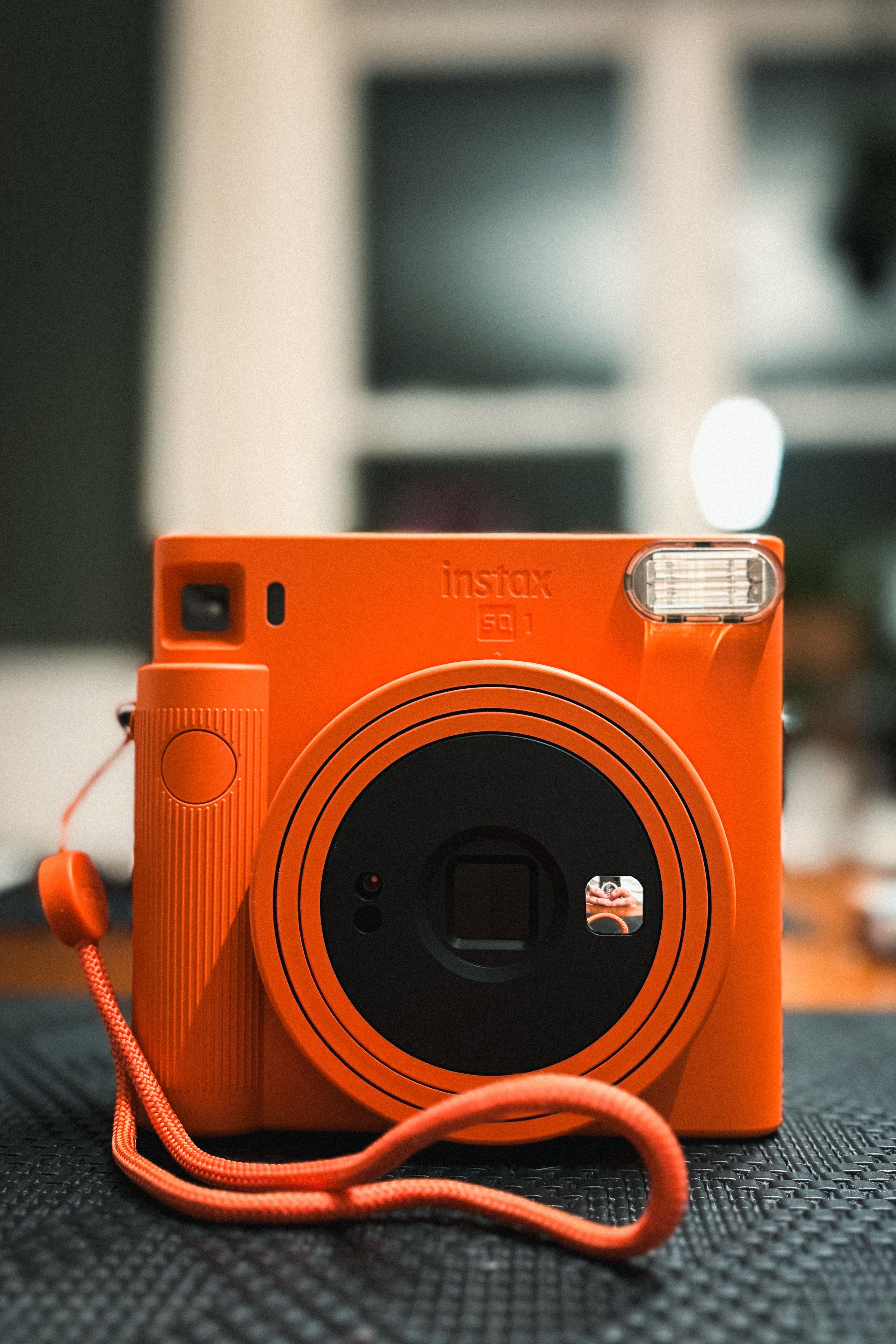 Bright Orange Vintage-Style Instant Camera · Free Stock Photo