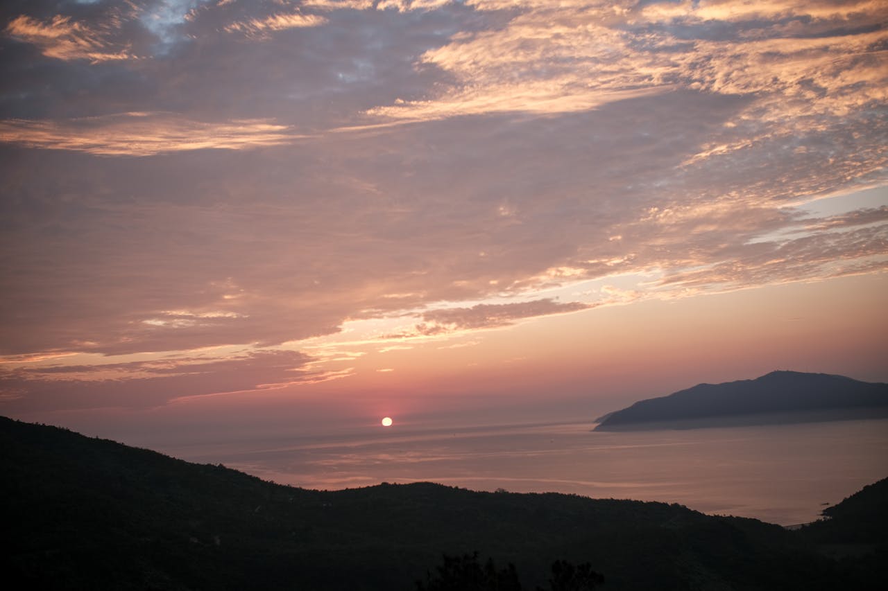 100+ caption, câu nói, câu văn hay về thông minh