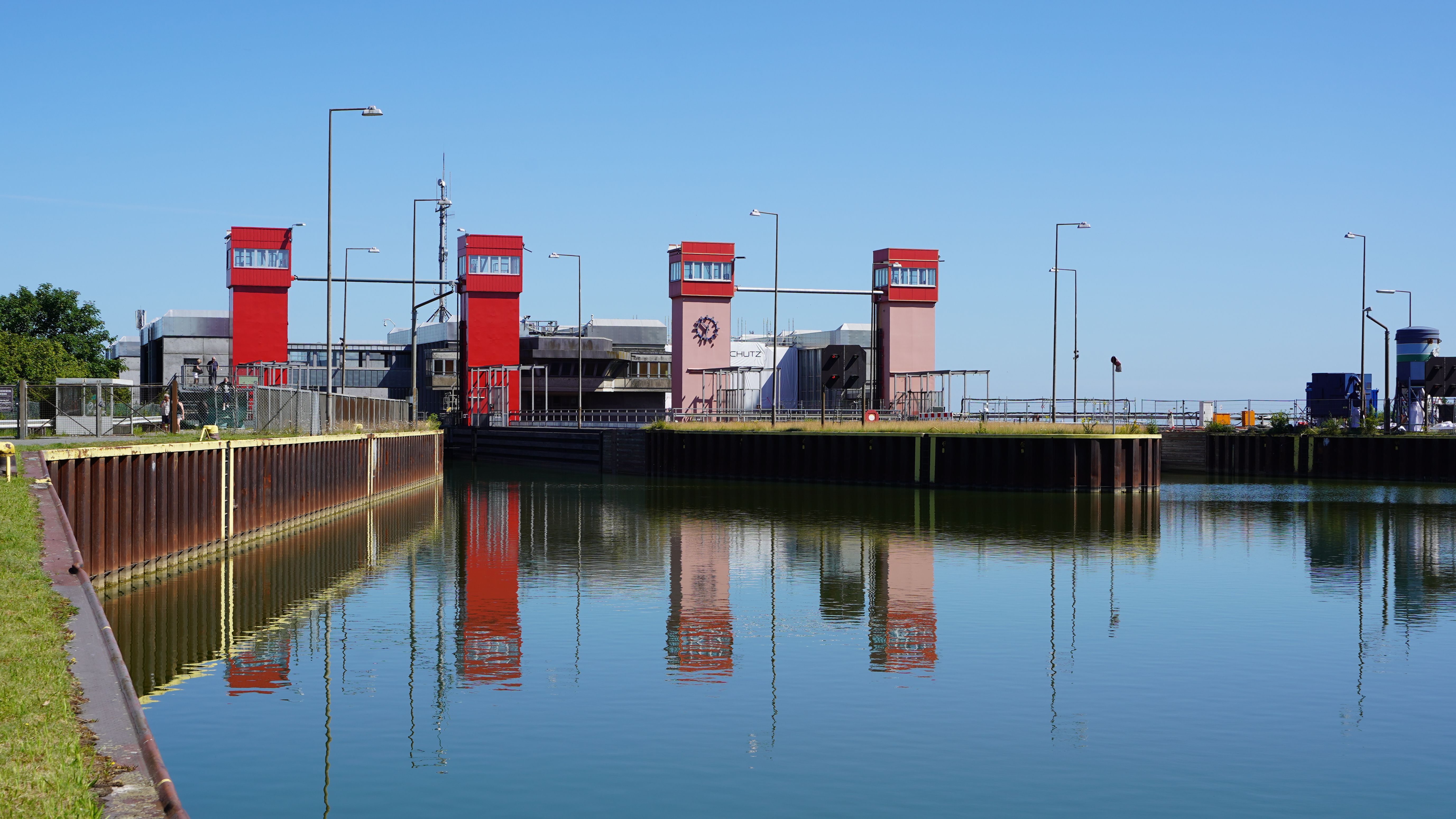 Moderne Wasserfilteranlage