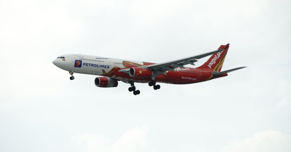 國際航協下修2026獲利預測,油價或達每桶95美元影響航空業