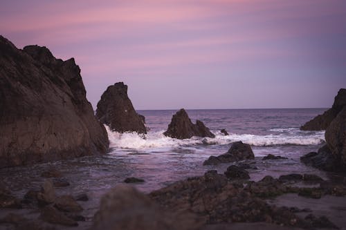 Základová fotografie zdarma na téma geologické útvary, kameny, mávání