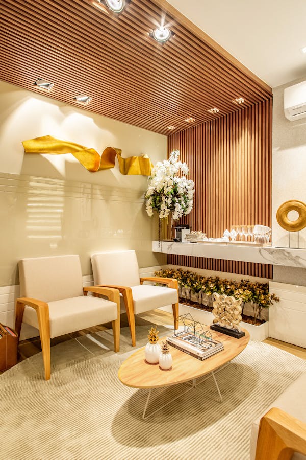 Placeholder image with dimensions 600x550