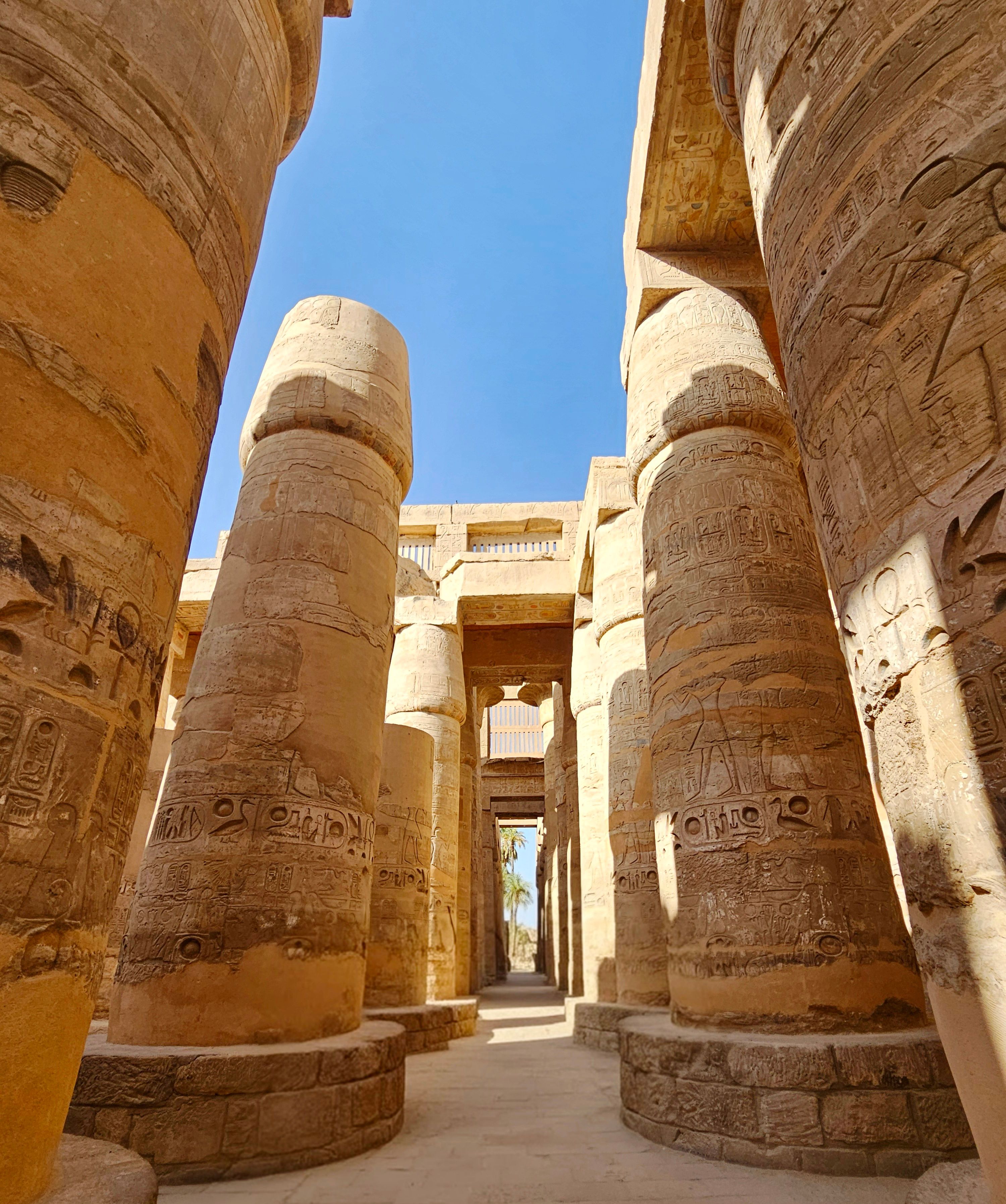 Ancient Karnak Temple Columns in Egypt · Free Stock Photo