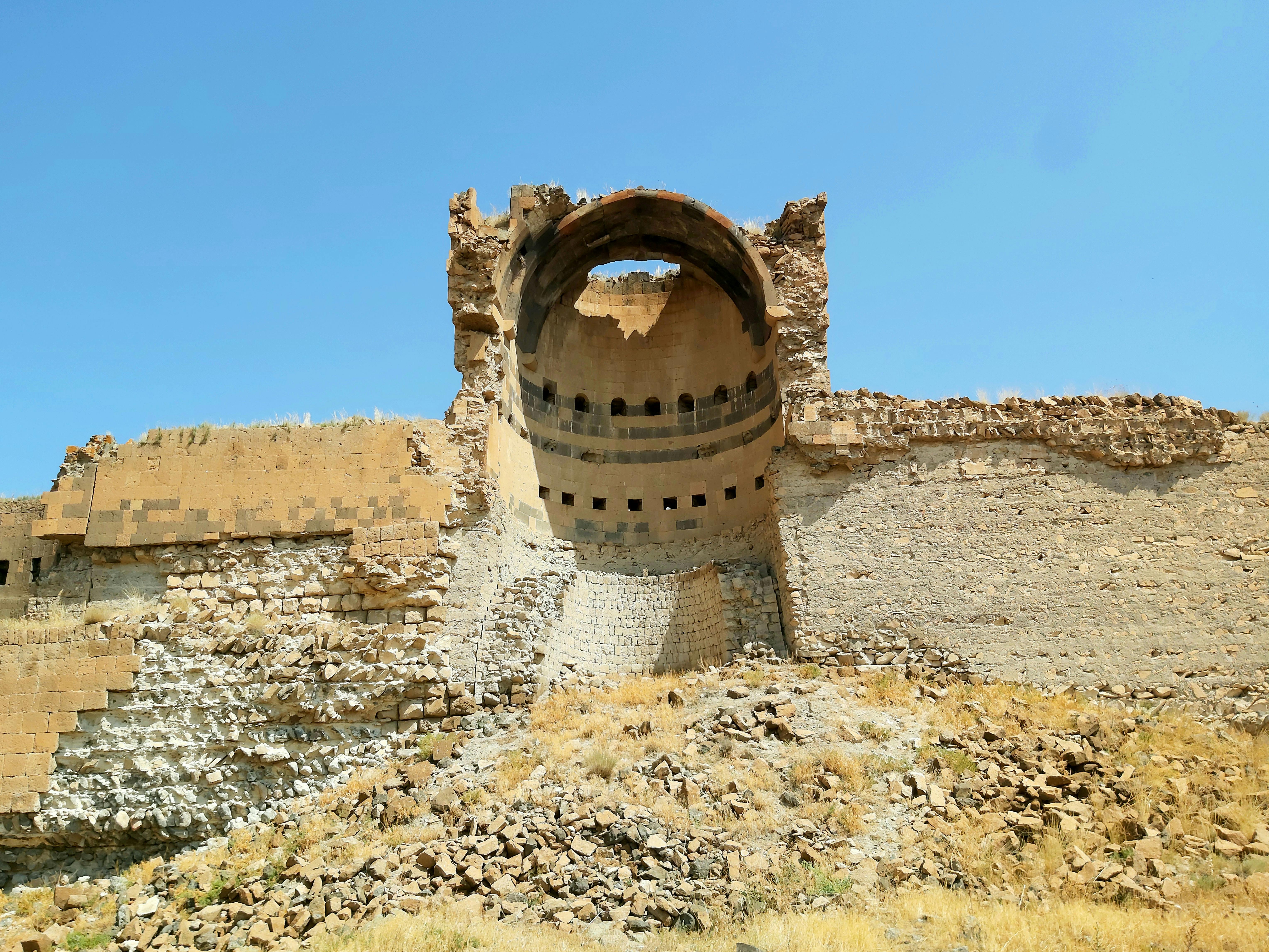 Kız Bebekler İçin Saç Süsü: En Güzel ve Şık Modeller! 9 Kız Bebek Saç Süsleri ile Anı Yaratmak: Fotoğraf Çekimleri İçin En İyi Öneriler