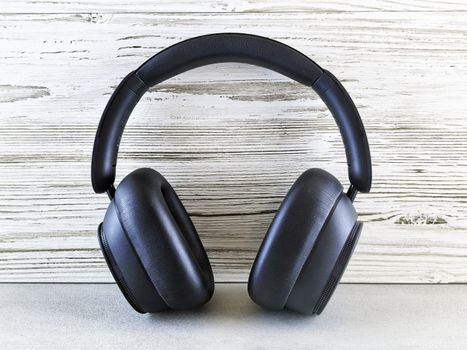 Sony WH-1000XM5 Wireless Noise Cancelling Headphones
