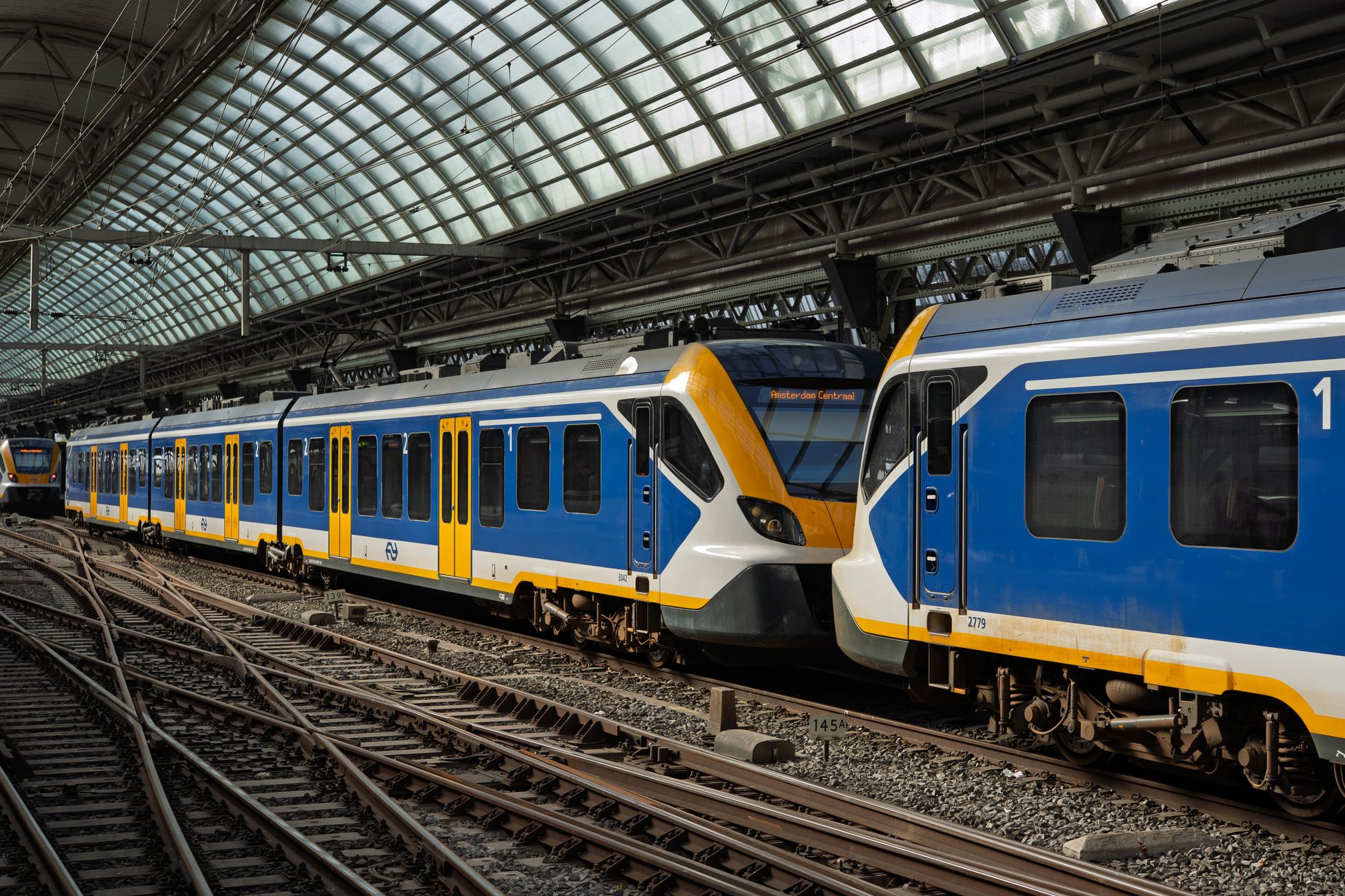 Vrouw gewond bij aanrijding met trein nabij Hindeloopen