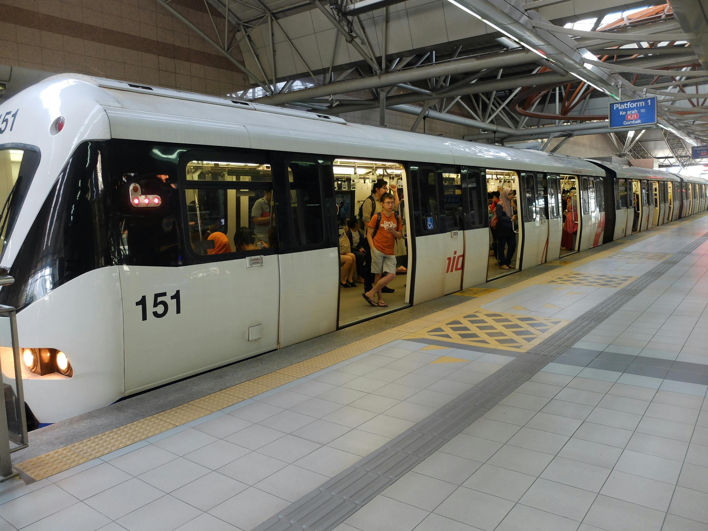 Free stock photo of LRT train