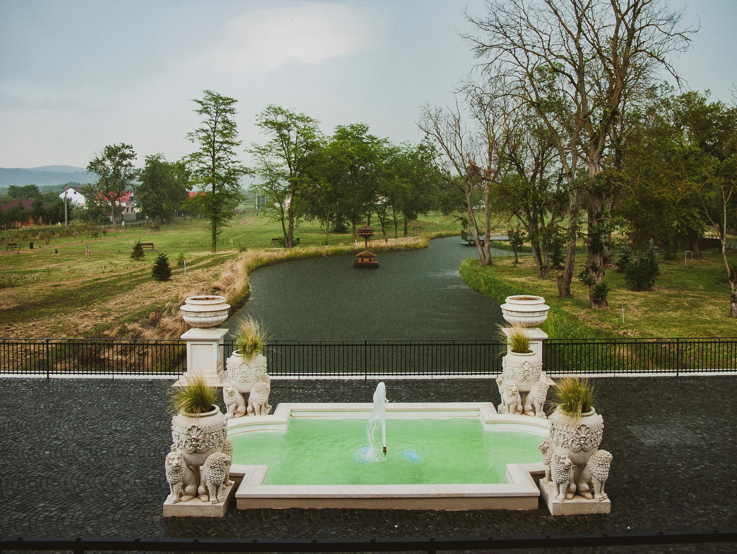 Arca: Lebih dari Sekadar Patung