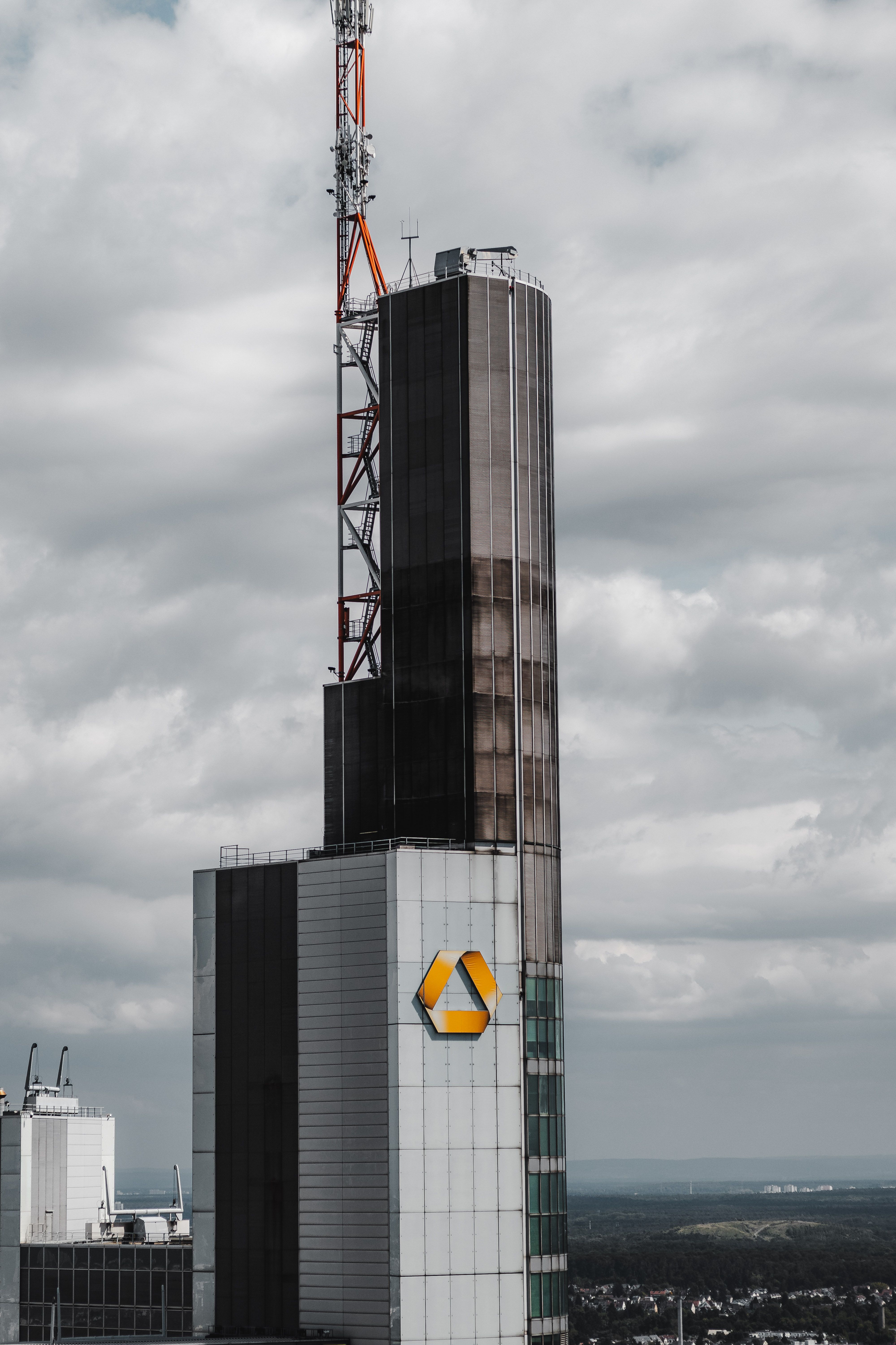 Skyline View of Modern High-Rise Tower · Free Stock Photo