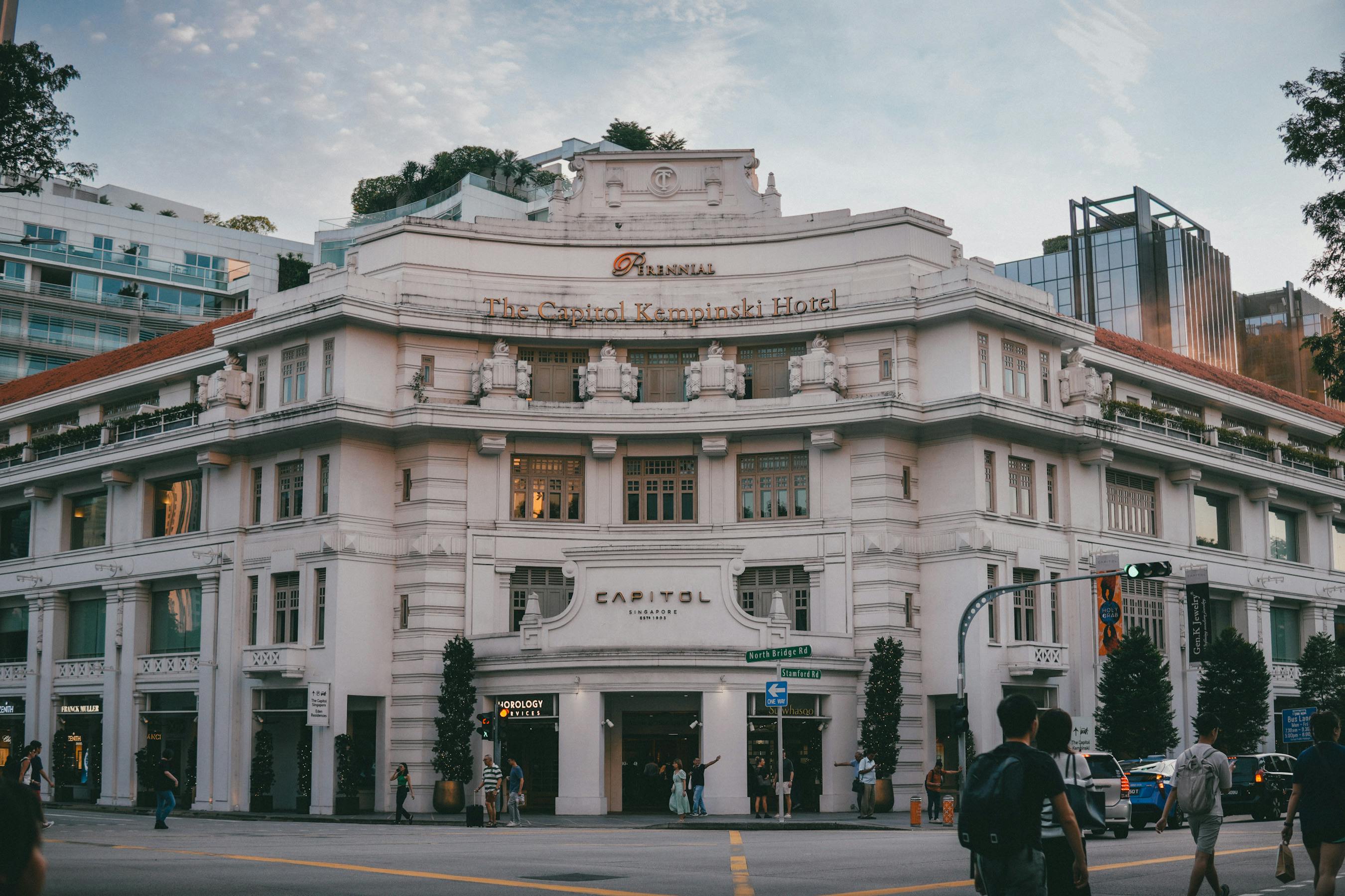 Uber adds hotel bookings and vacation rentals in push to become a one-stop shop for travel — Photo by Gerard Bucud on Pexels