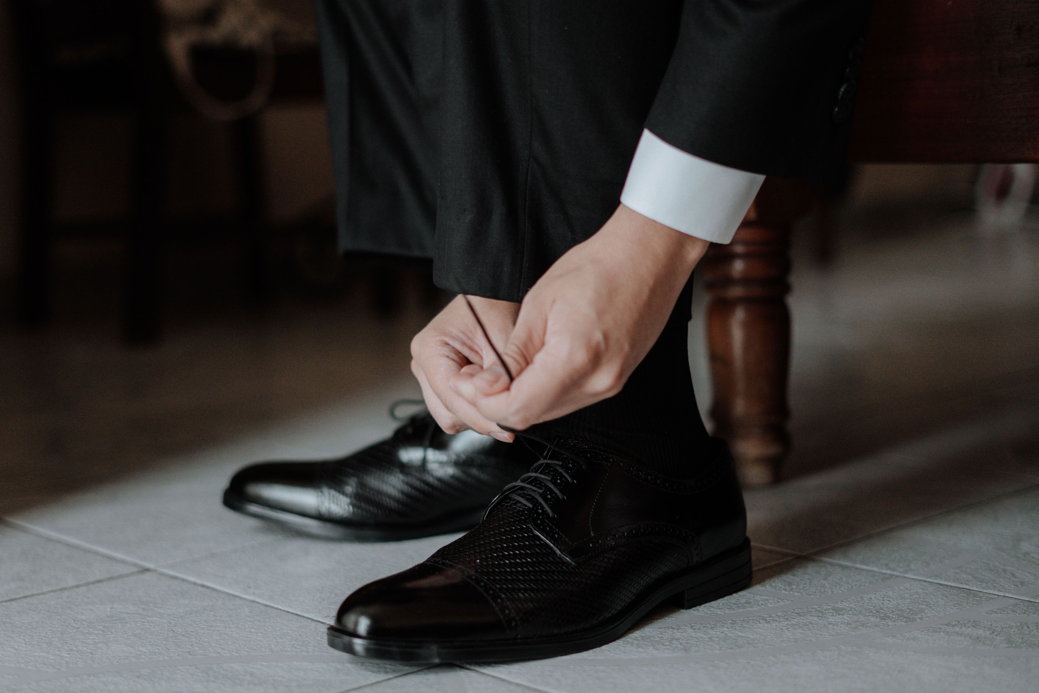 princess polly baby blue dress Black Shoes with Suit – Classic Style Pairings for Men