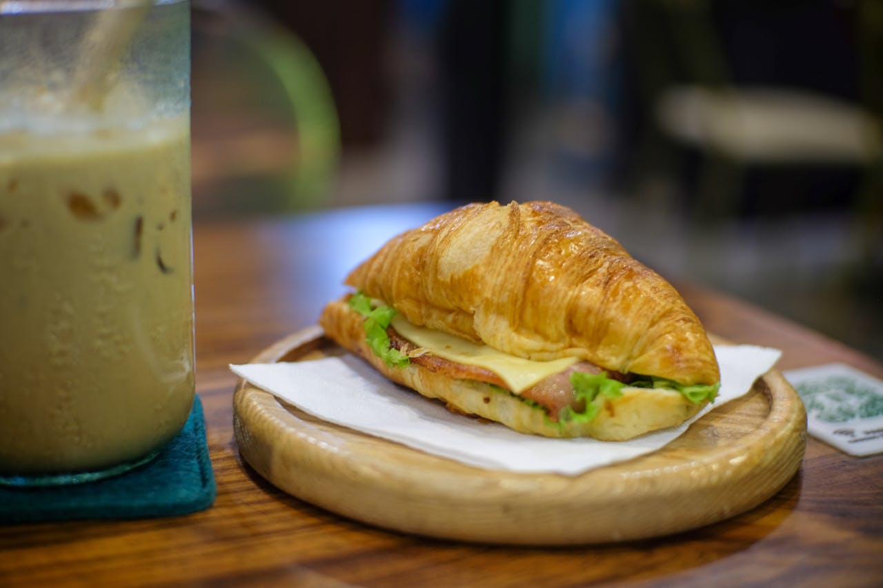 Vũ trụ cũng biết đúng sai