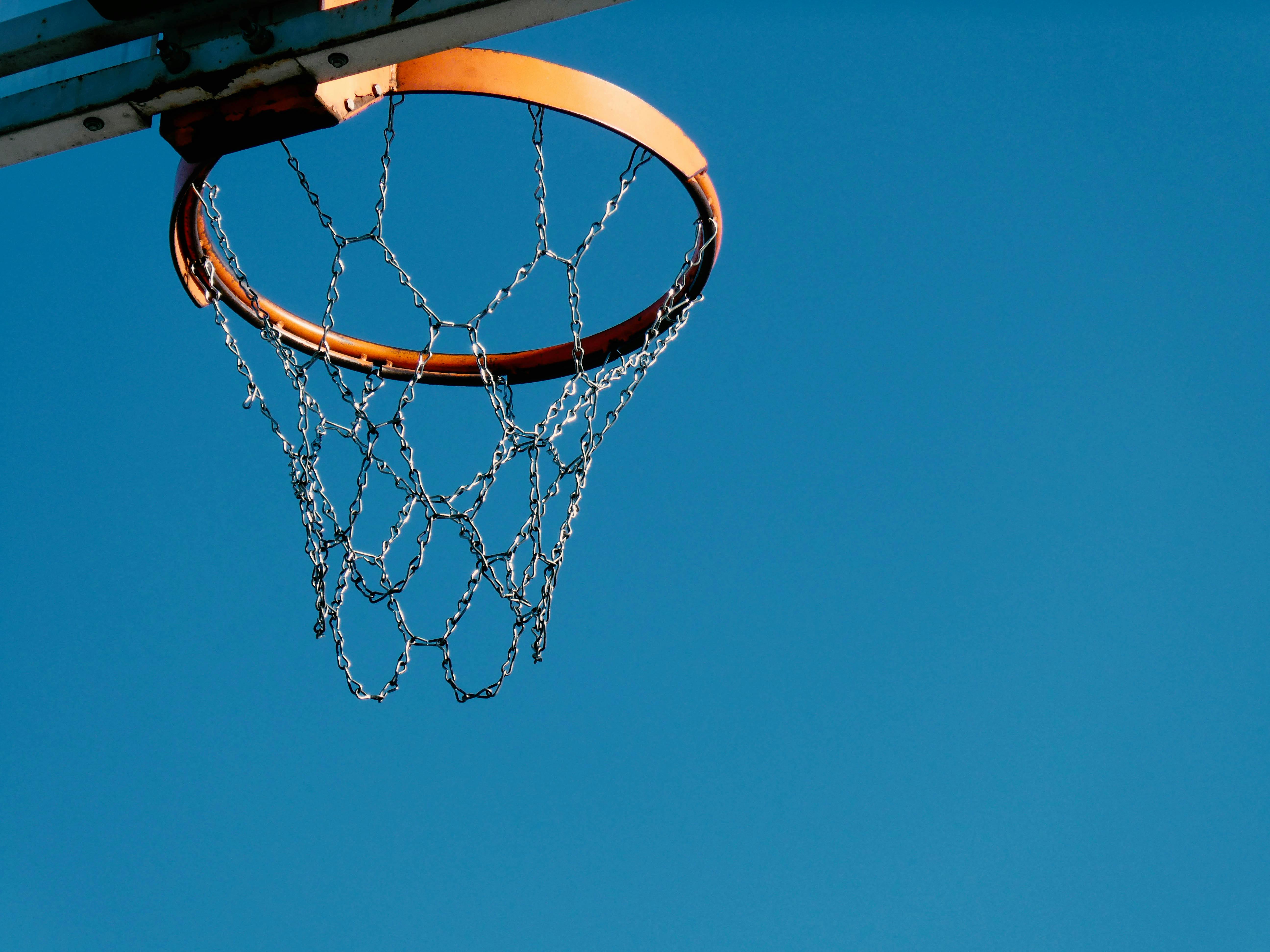 Varying volumes, Cavs surge, home cooking: How NBC did with Toronto-Cleveland Game 7 coverage — Photo by Nadejda Bostanova on