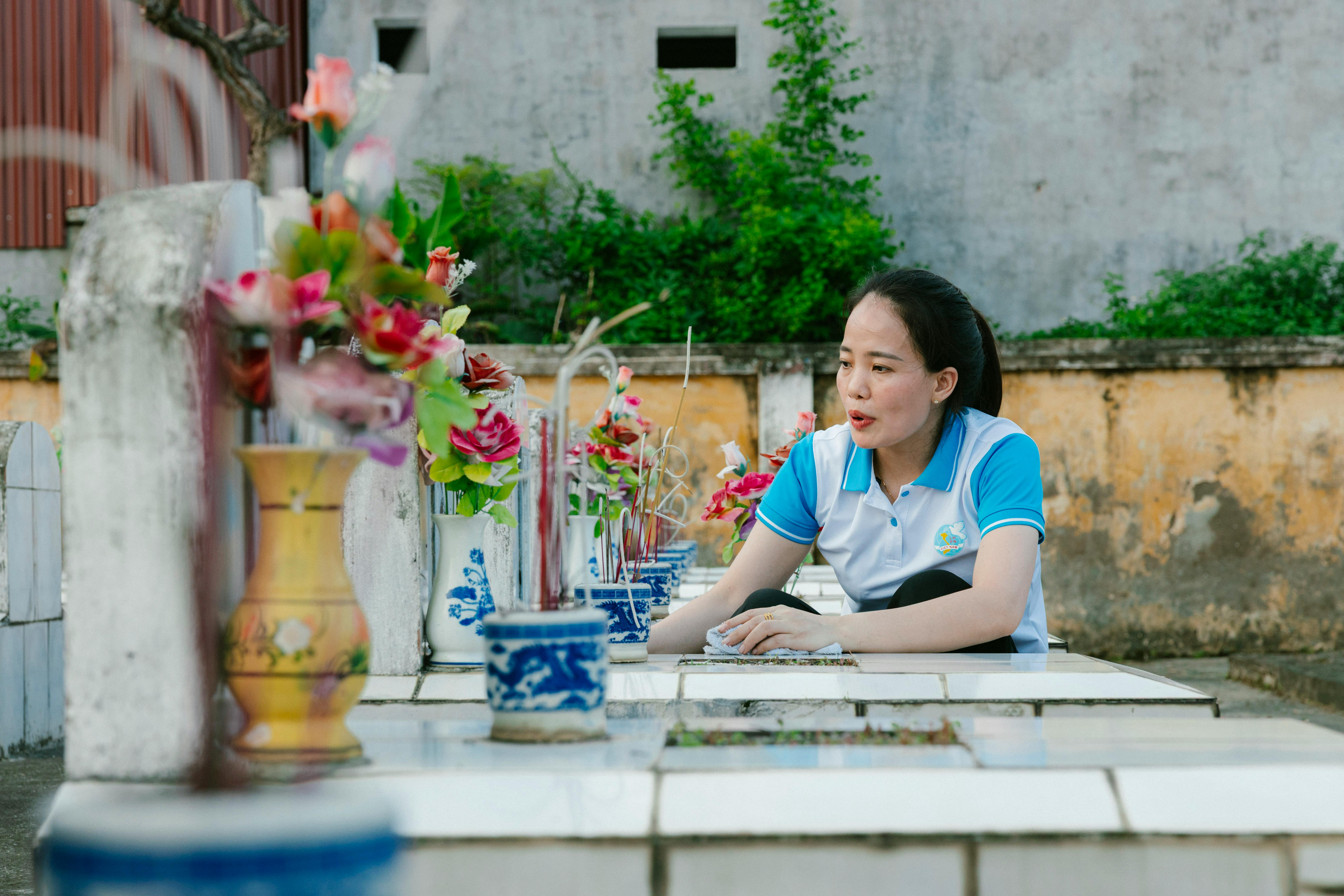 Đất Gần Nghĩa Trang Có Tốt? Chuyên Gia Phong Thủy Tiết Lộ Bí Mật