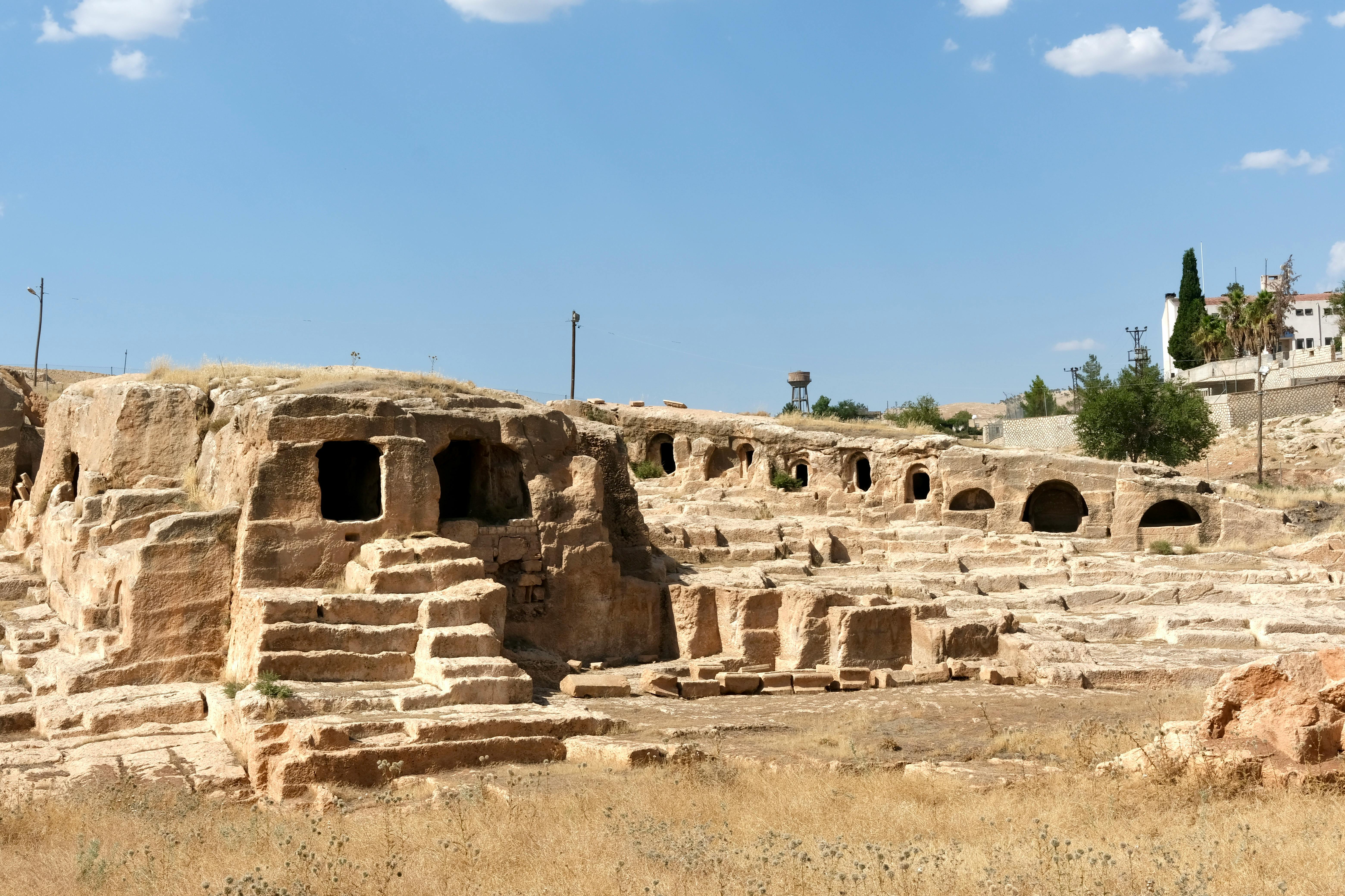 Discover the Secrets of Mysterious Ancient Caves Discovered