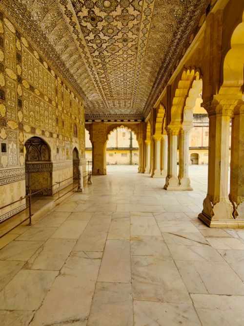 Intricate Blue Room at Jaipur City Palace · Free Stock Photo