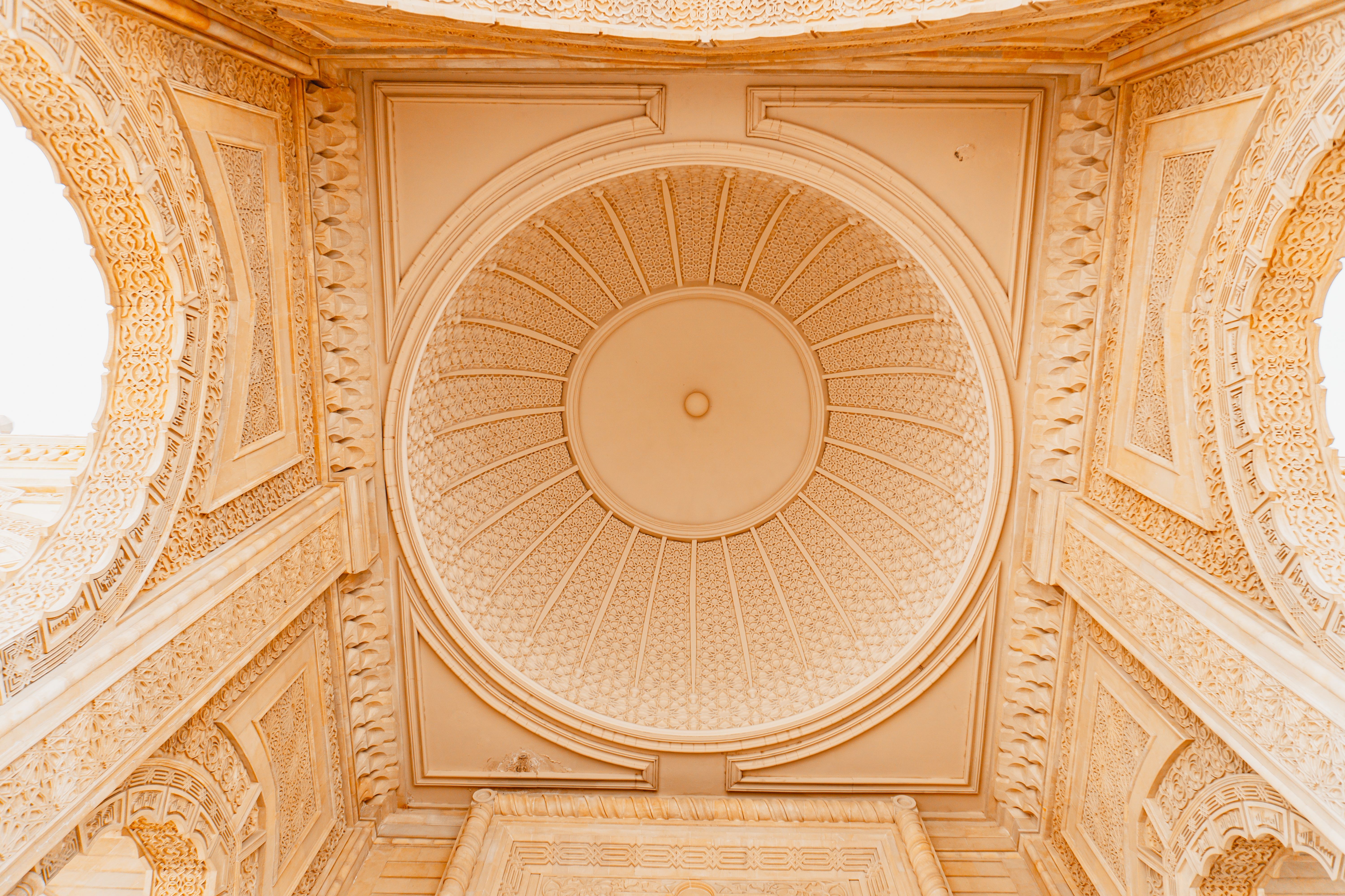How to photograph a home with a decorative or feature ceiling