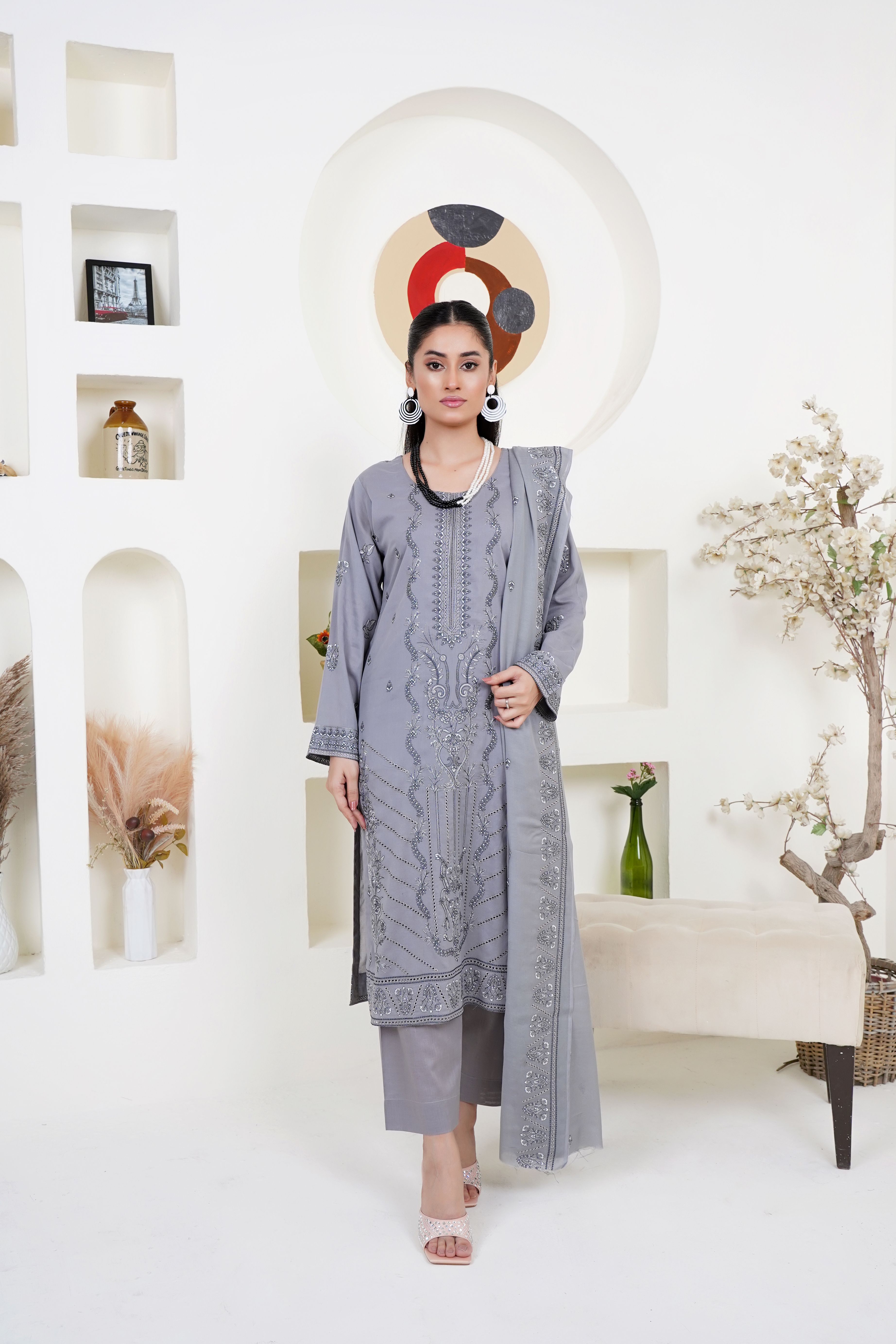 Traditional Eastern Dress Stylish Indoor