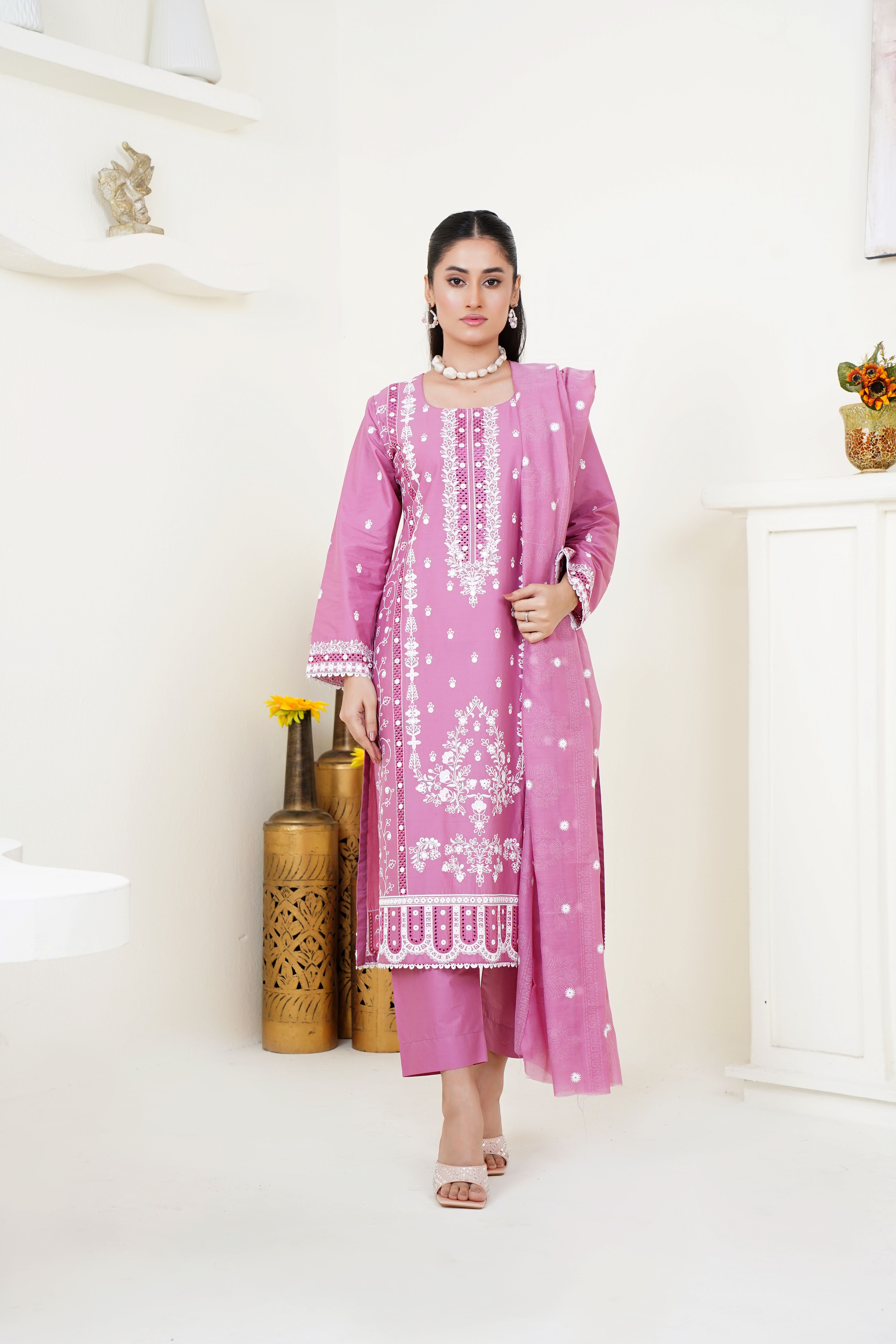 ladies dresses Pakistan