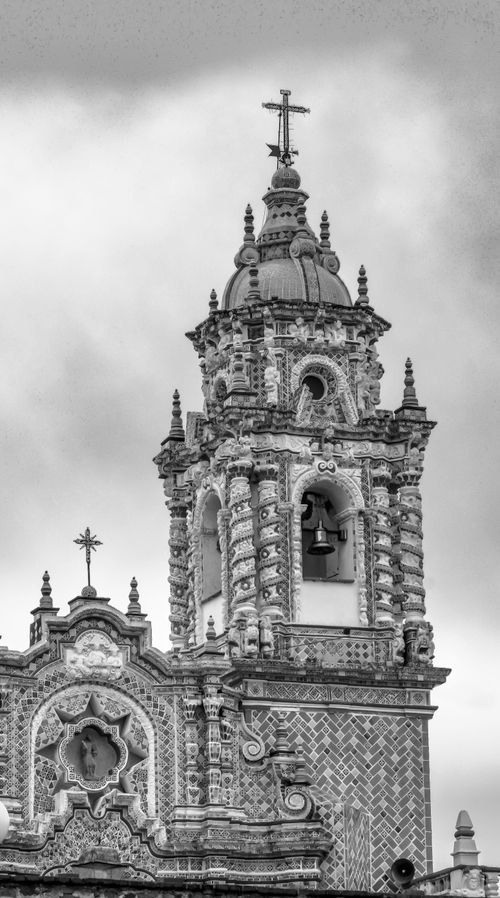 Free Black and white photo of a detailed church bell tower in San Andrés Cholula, Puebla. Stock Photo