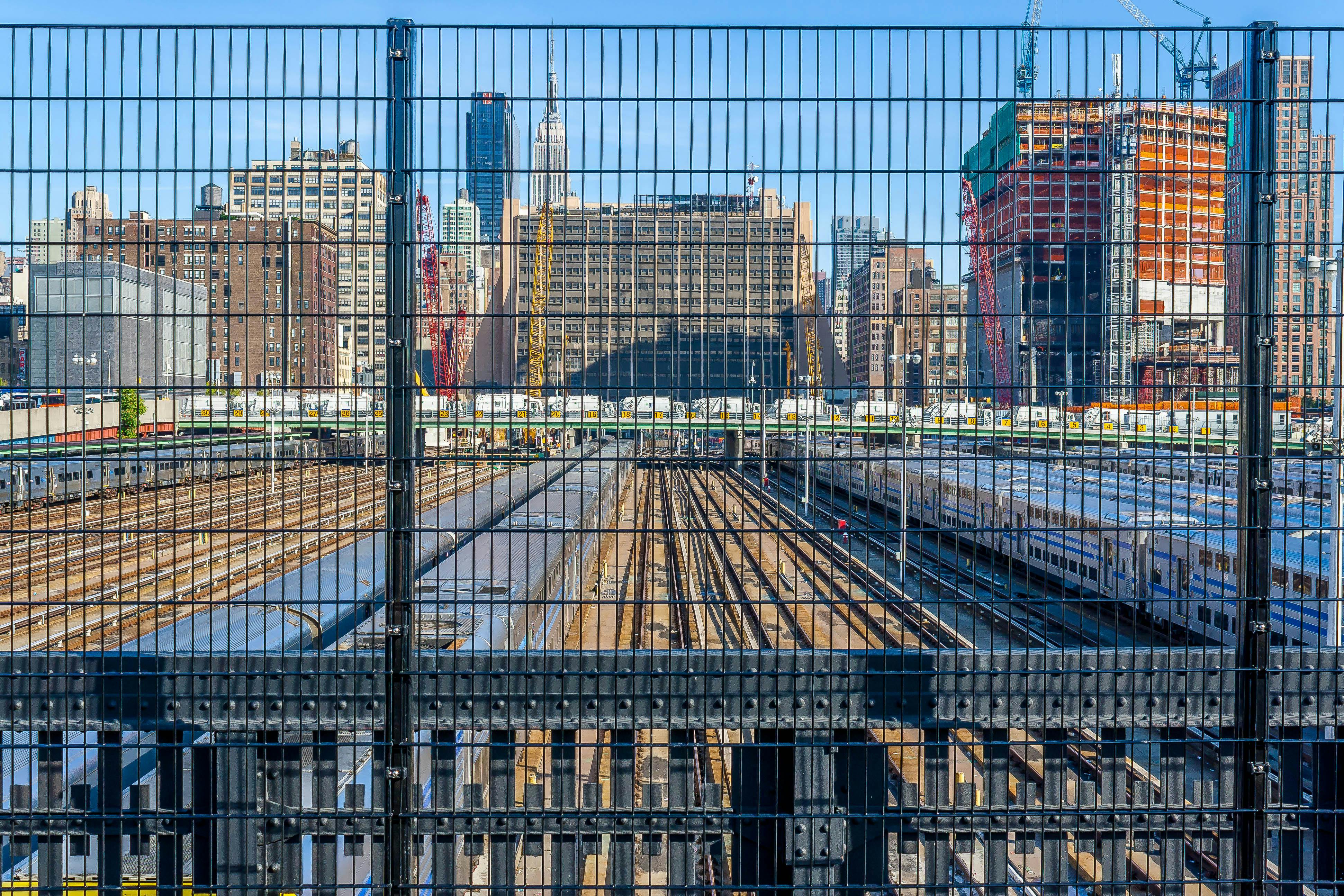 Free stock photo of architecture, cityscape, fence