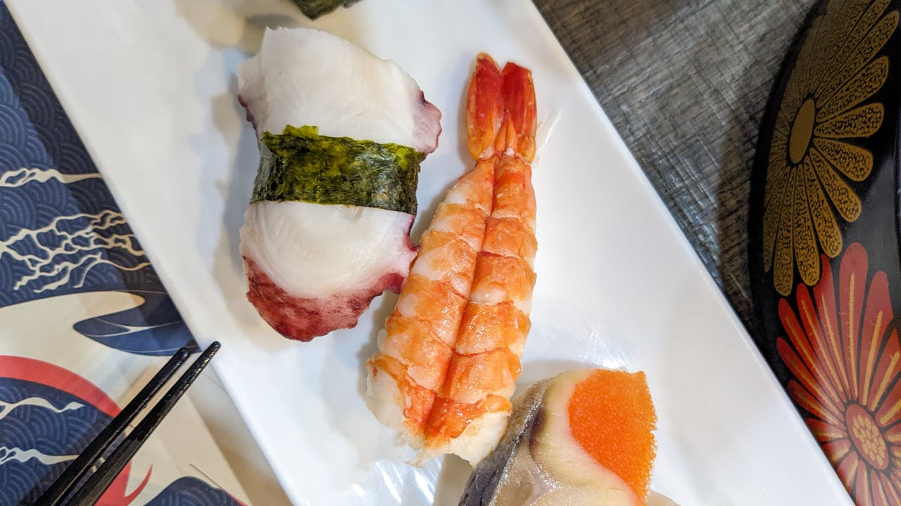 Tiêu bản hoa khô lưu giữ vẻ đẹp thiên nhiên