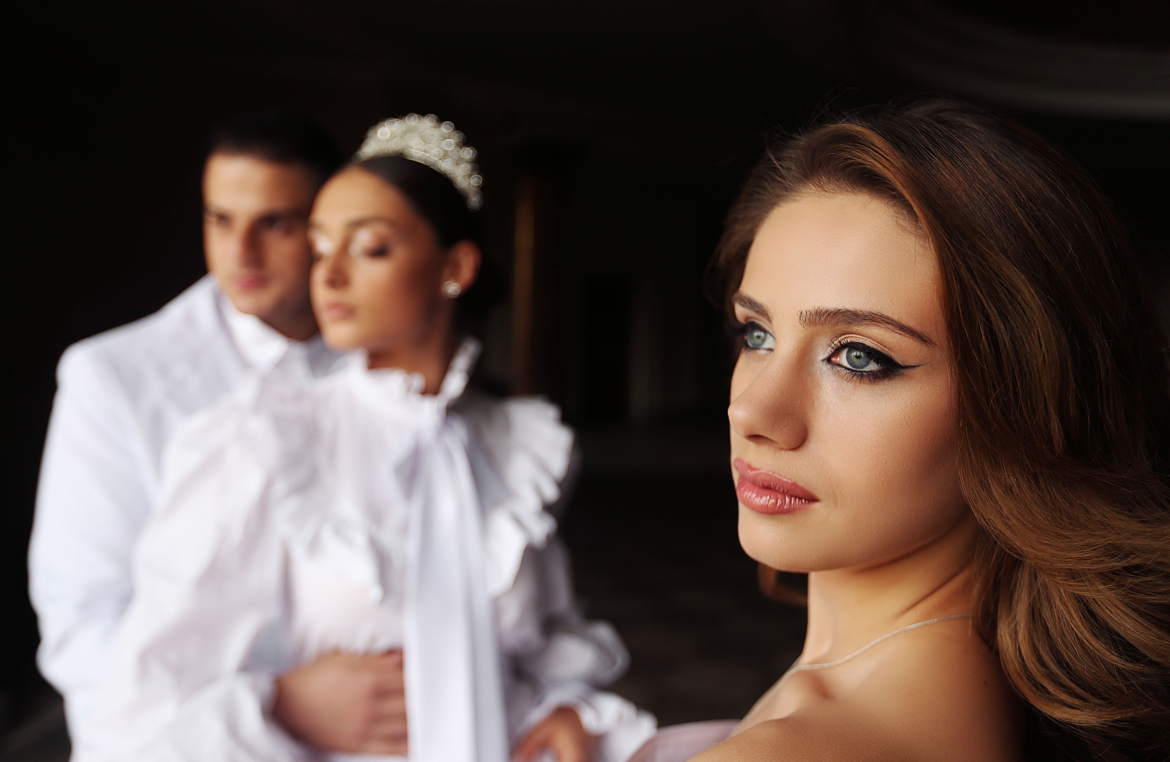 Elegant Bridal Portrait with Dramatic Focus · Free Stock Photo