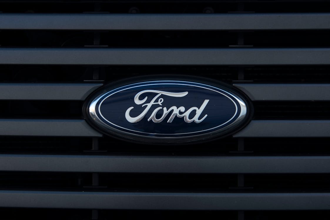 Ford makes a firm decision to stop making cars in India.