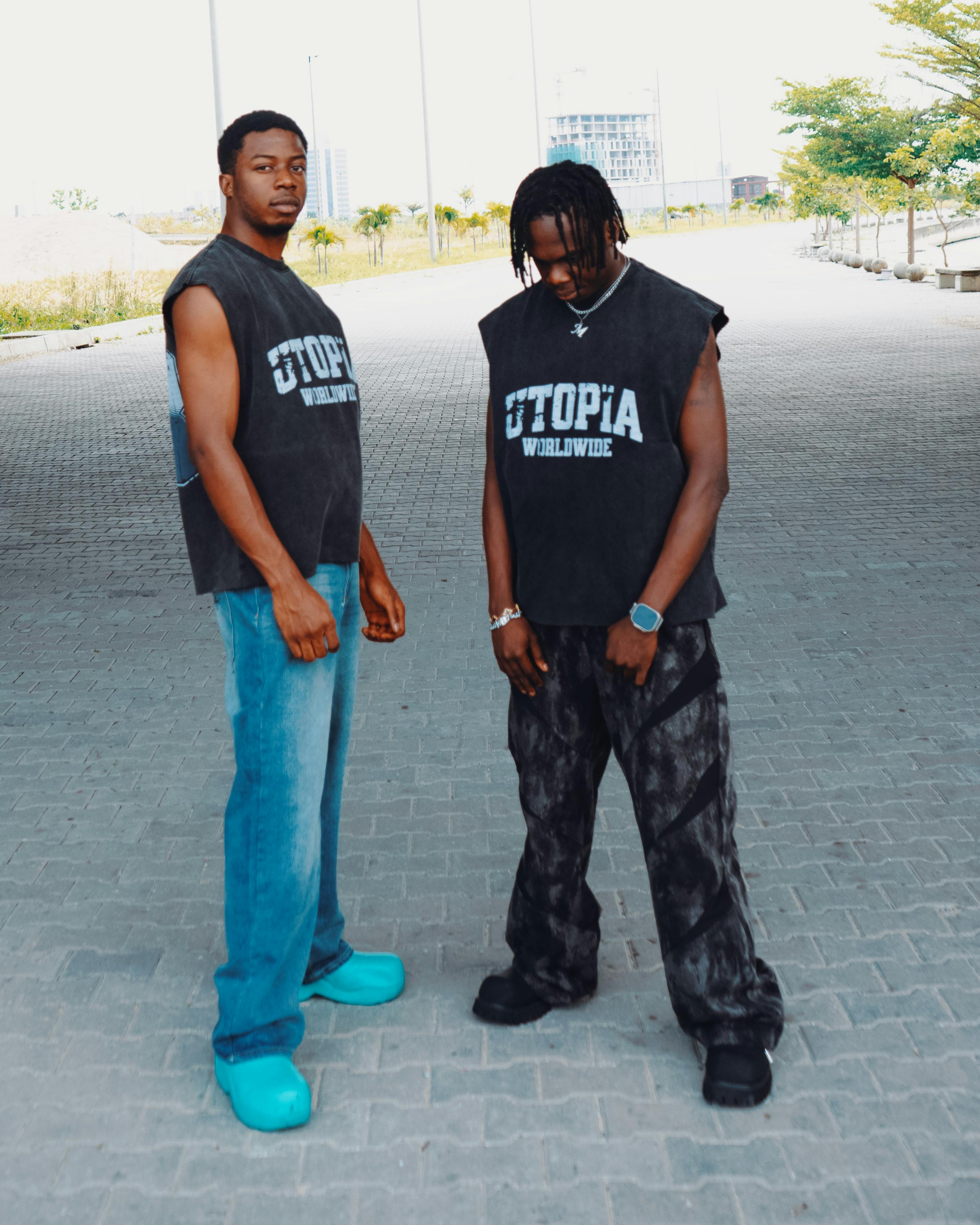 Men in oversized streetwear urban fashion 2026