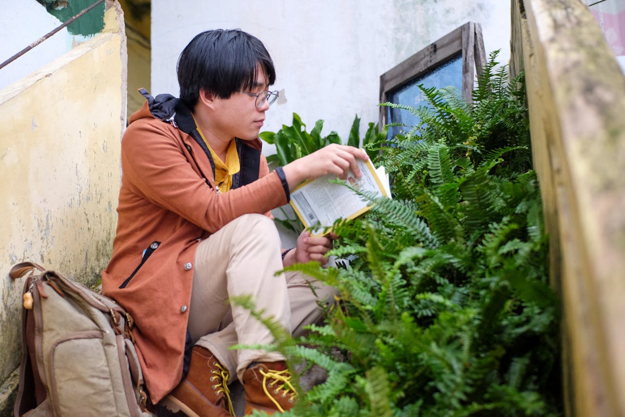 10 bài học triết học từ Alan Watts