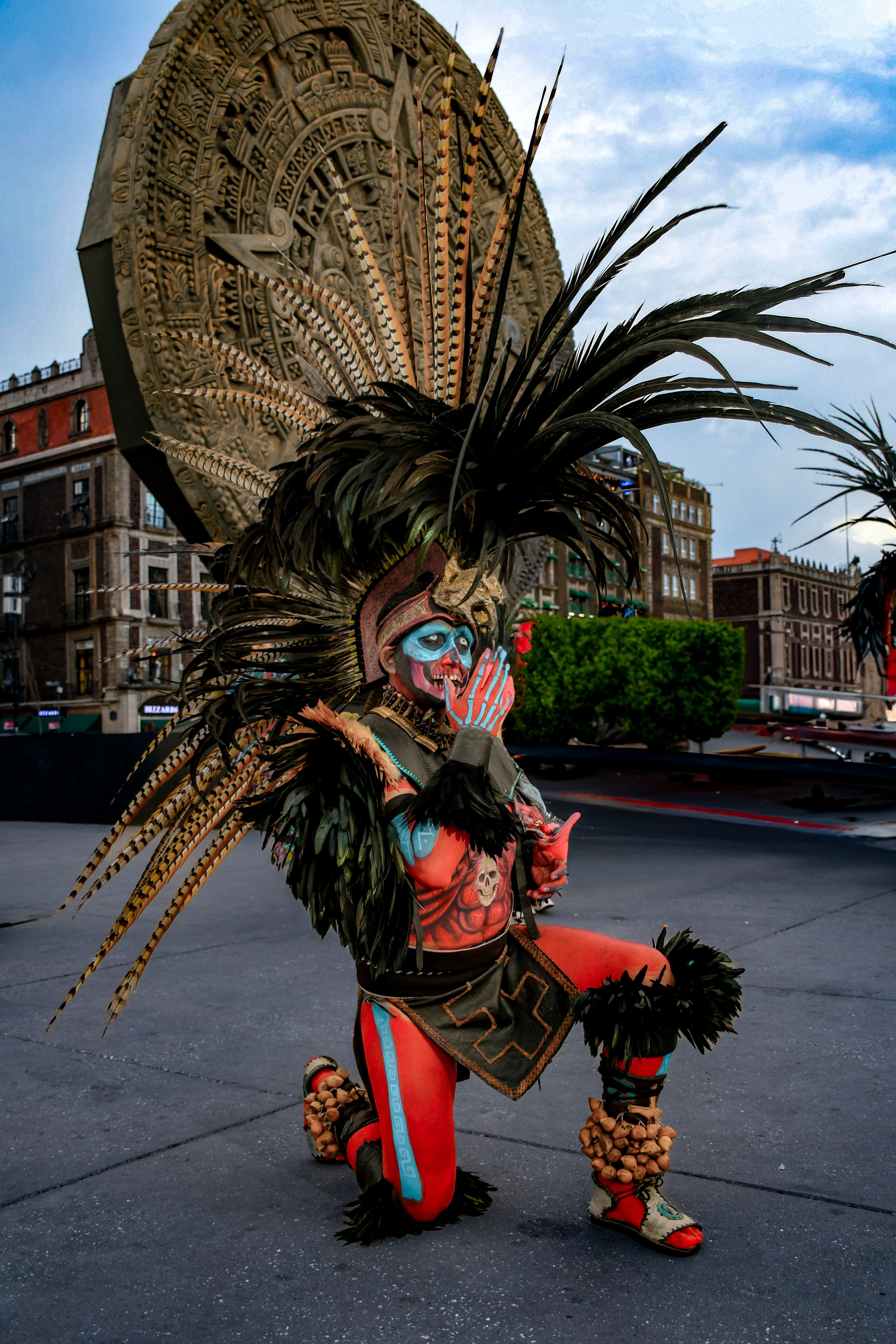 Vibrant Aztec Dancer in Traditional Costume · Free Stock Photo
