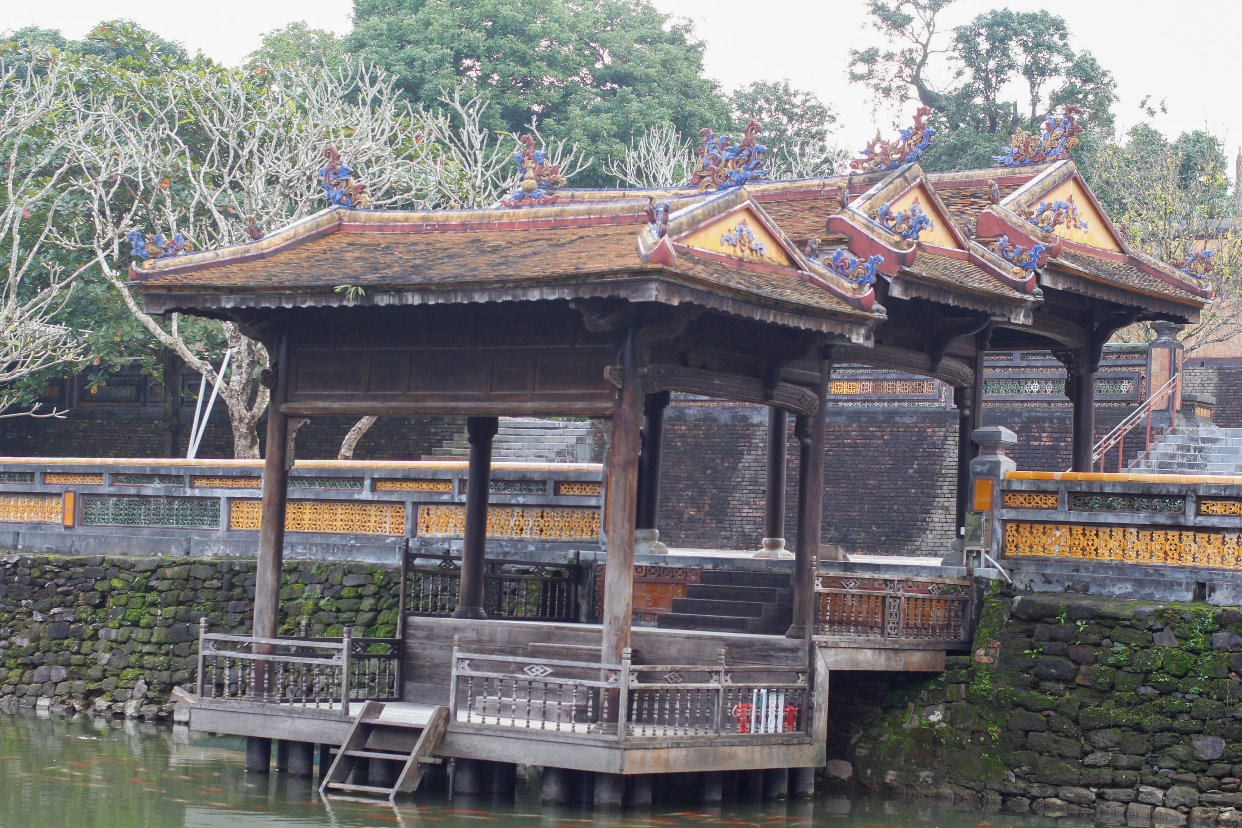 Trung tâm nghiên cứu văn học, phát triển nhà văn Việt Nam