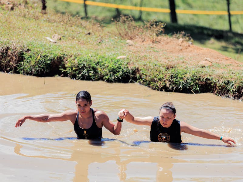 Léon Marchand Triple Champion du Monde: L'Exploit du Prodige Français