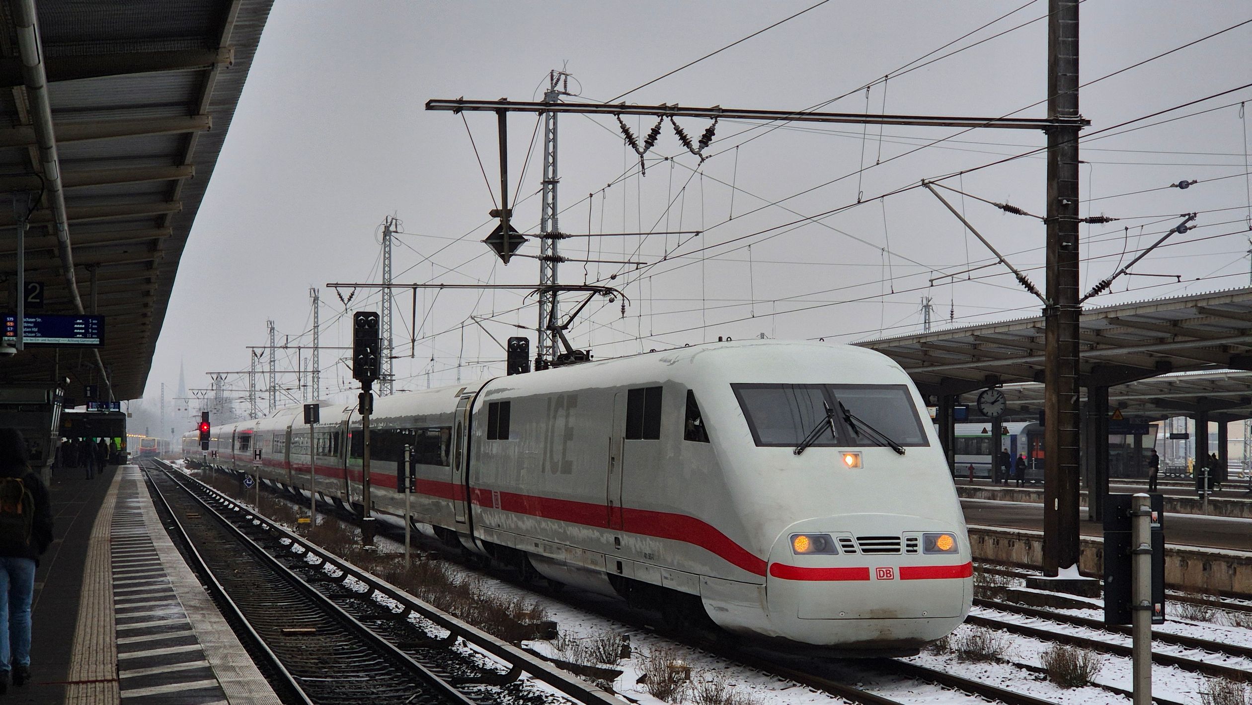 Icebridge Train High-Speed ICE Train at German Station in Winter · Free Stock Photo
