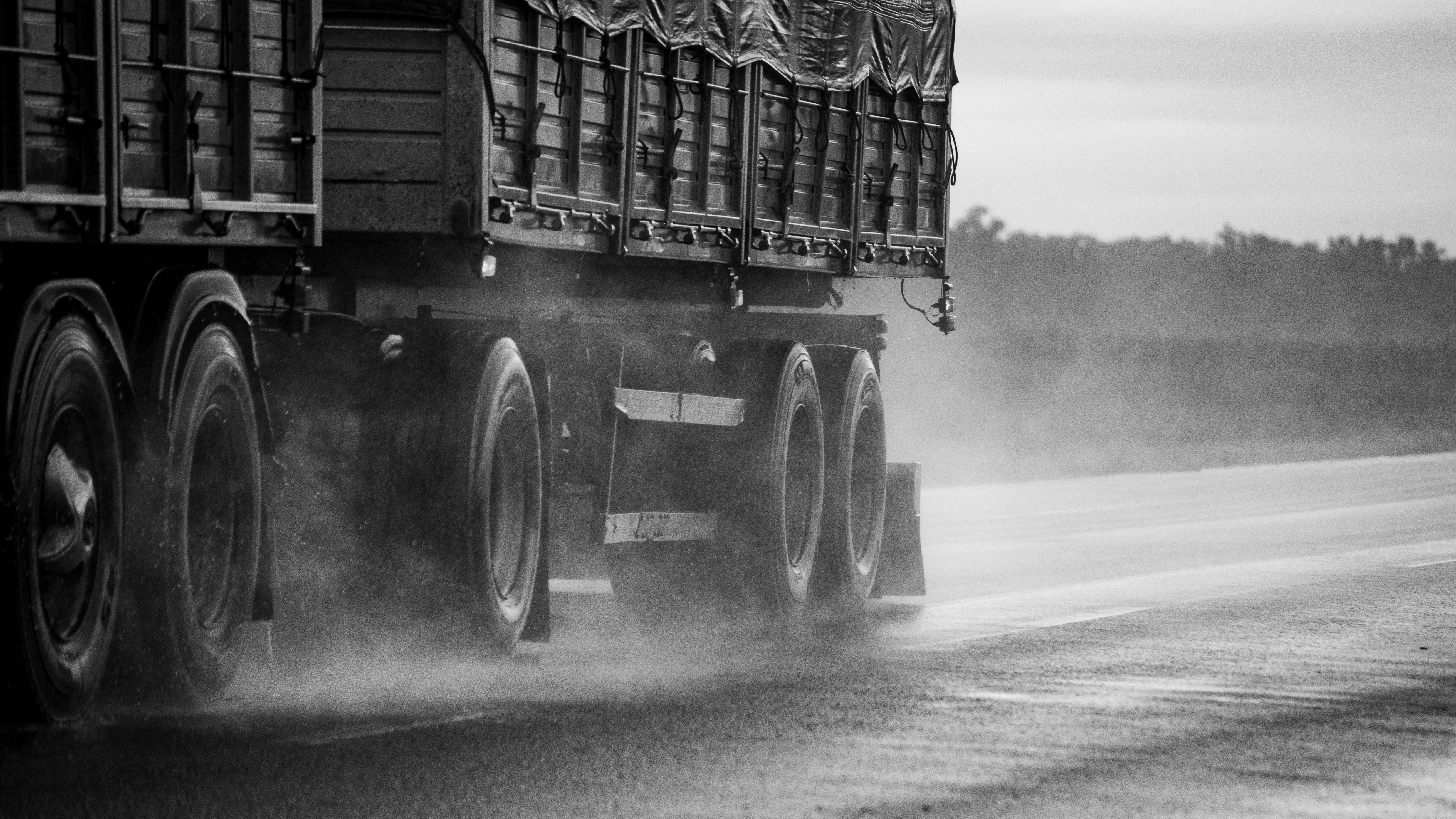 Cách Lắp Tấm Chắn Bùn Đúng Kỹ Thuật