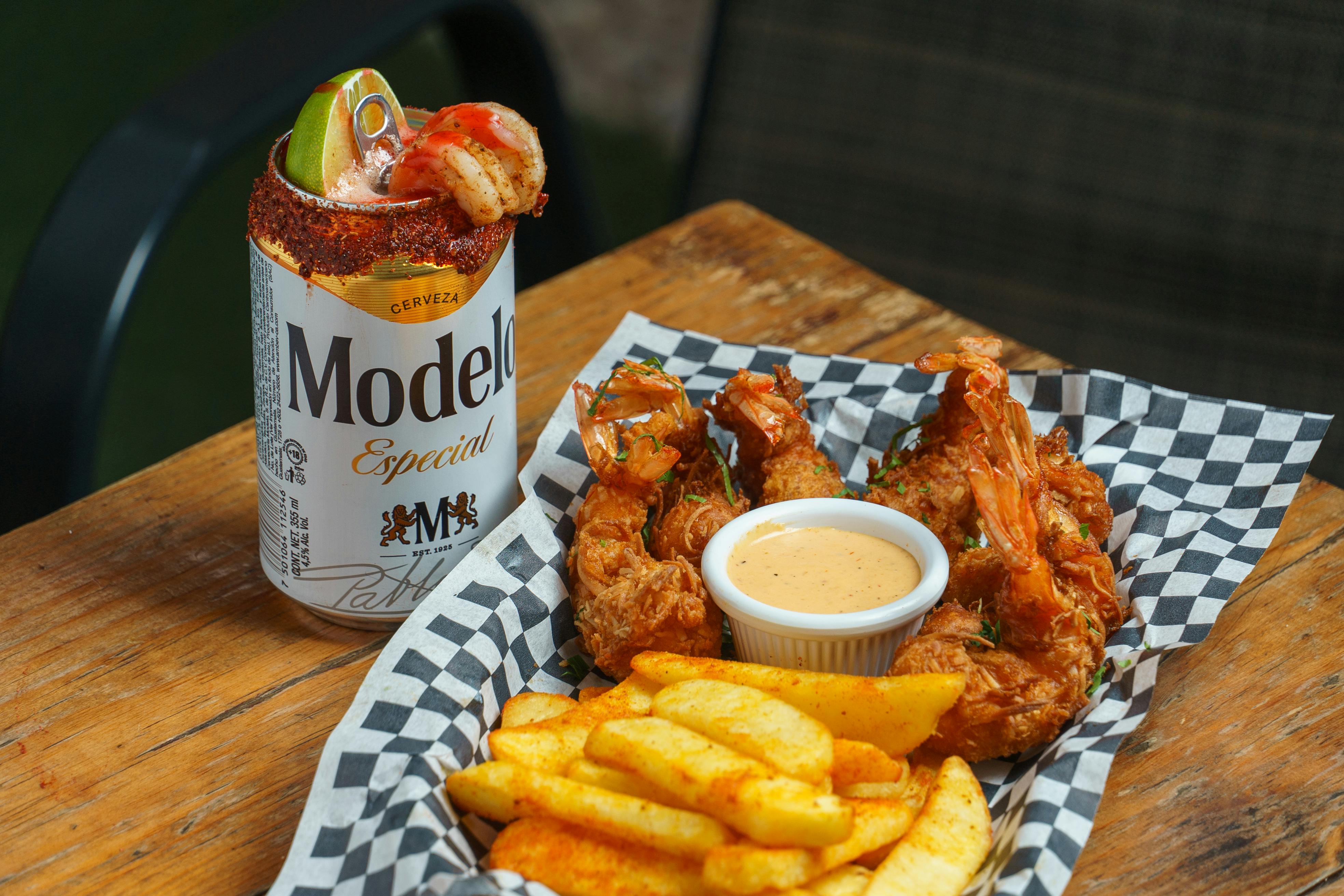 Ingyenes stockfotó aperitif, aranysárga, asztal témában Stockfotó