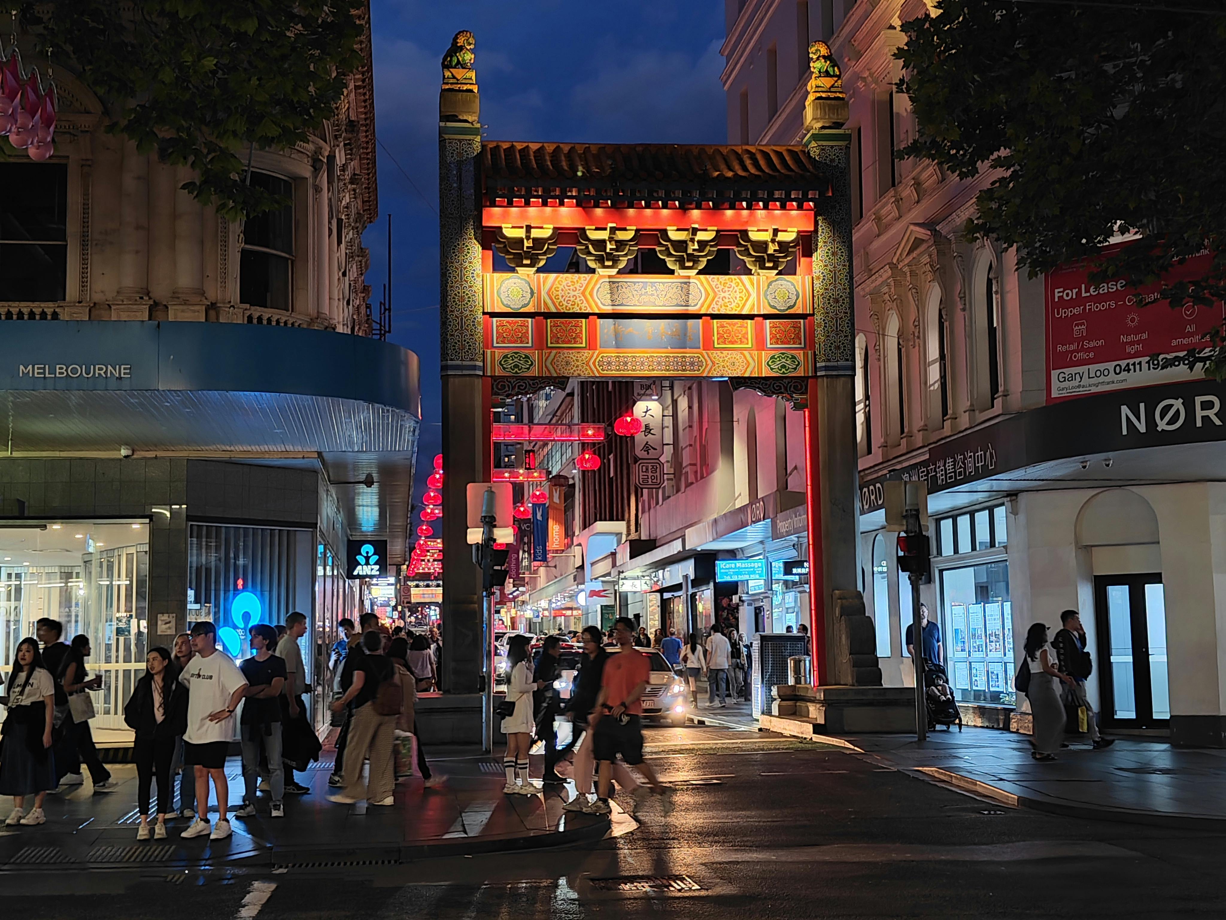 general travel group melbourne office — Photo by Dr Jorge Reyna on Pexels