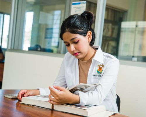 Free Estudiante mexicana Stock Photo